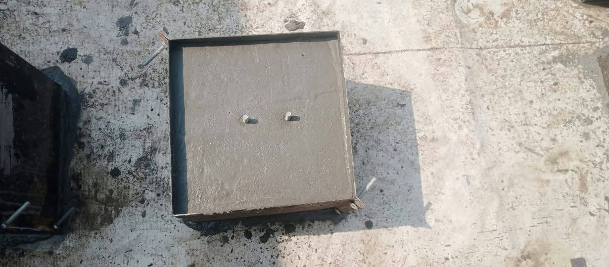 صبات كونكريت • تثبيت طاقة شمسية • صبة ٣٠×٢٥