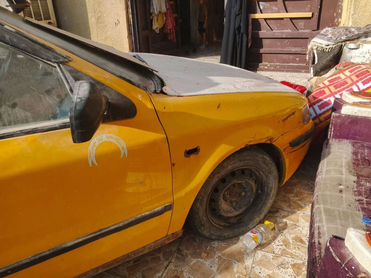السلام عليكم سياره سمند ٢٠١٠ رقم بغداد ألماني سنويه عضم عاج السياره حره تحويل مباشر مكان السياره بغداد مدينة الصدر قطاع ٢٨ محرك بي تبخير والكشر كدام العين السعر ١٤ ورقه بيها مجال حك الجيه ***********
