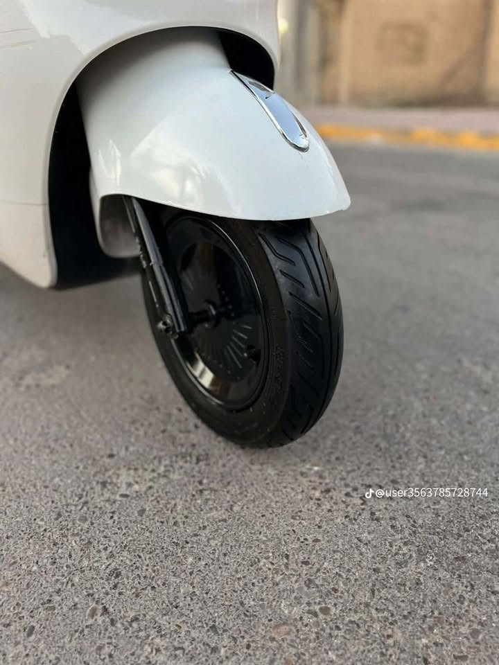 Tailg classic 2026زيرو شرط 

تاليج 2026 كلاسك فول مفول
ظمان 6 اشهر
باتري وعقل وملف ظمان 
ملف 1500 واط حقيقي بقصوه عليه
سرعه 65 حقيقي
3 انظمه سرعه ايكو رقم 1 اقتصادي بشحن
وستريت رقم 2
ورياضي رقم 3 سرعه فول
لون مميز ابيض
استخدام شهر وشويه جلخ مابي
السعر خابر على الرقم وتدلل وبي واستاب ***********

مكاني موصل ايسر

