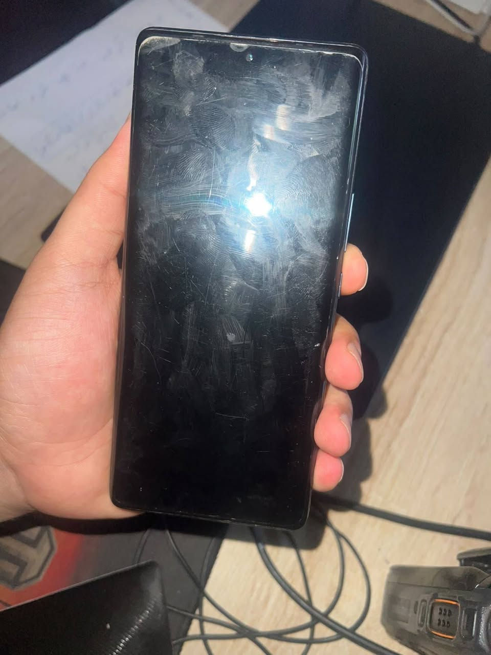 INFINIX ZERO ULTRA 
السلام عليكم تلفون للبيع Infinix ZERO ULTRA 
معروفة مواصافته ذ256 نظافة 90 بي فطر صغير مثل ما موضح بالصورة للبيع او مراوس مكاني بغداد الكريعات 
السعر 200 بي مجال بسيط مكاني الكريعات 
***********
