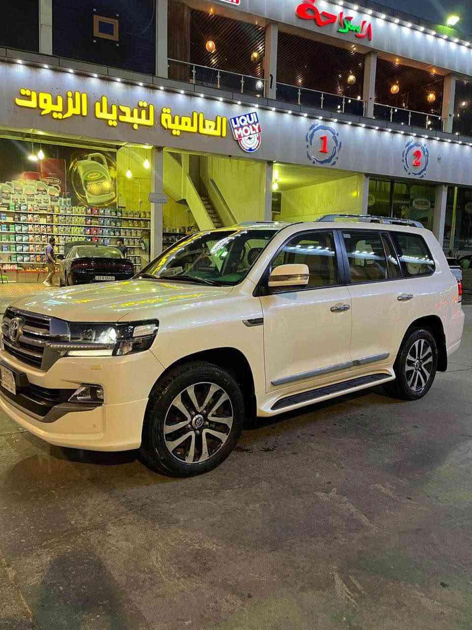 السلام عليكم لاندكروز ساز  موديل ٢٠١٩ محرك٨ سلندر كراند تورنك السياره جديده السعر ٥٢٥ وبيه مجال قليل 
للتواصل *********** البصرة, العراق
