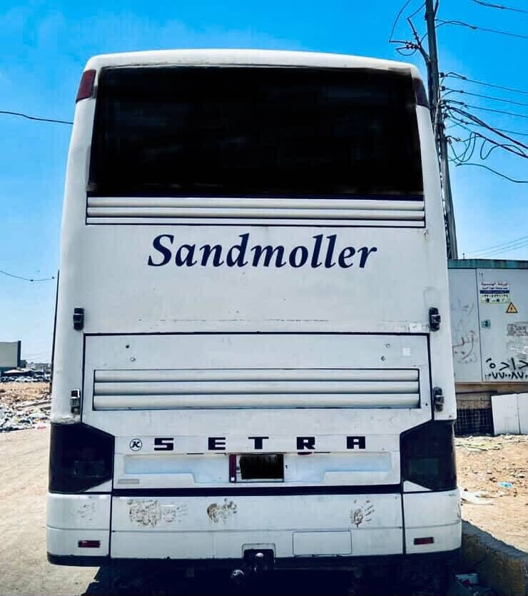 السلام عليكم الفينيه سنكل للبيع جاهزه من كلشي مجموعه ام السيوف تبريد شبح تخم تاير سياره جديد عرجه كشنات قبضتين غرفتها جديده السياره كبل للشغل مكان السياره بغداد  ترهم مراوس 
رقم الهاتف ***********
