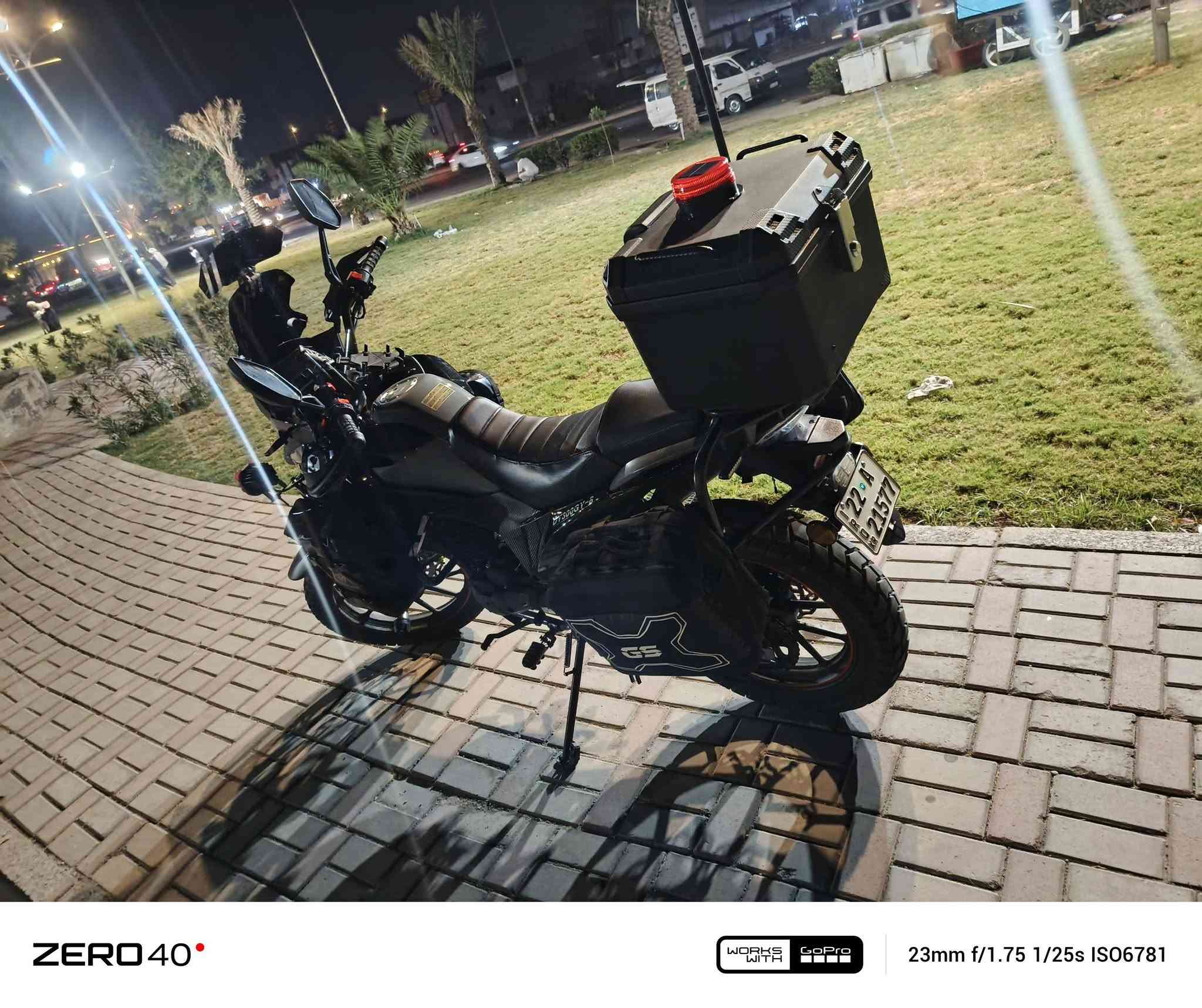 ***********

نص مكتوب في الصور:
- ZERO 40° WORKS WITH GoPro 23mm f/1.75 1/20s ISO8690
- ZERO40° WORKS WITH GoPro 23mm f/1.75 1/20s ISO7218
- ZERO 40° WORKS WITH GoPro 23mm f/1.75 1/25s IS06781
- ZERO40° WORKS WITH GoPro 23mm f/1.75 1/20s ISO5690