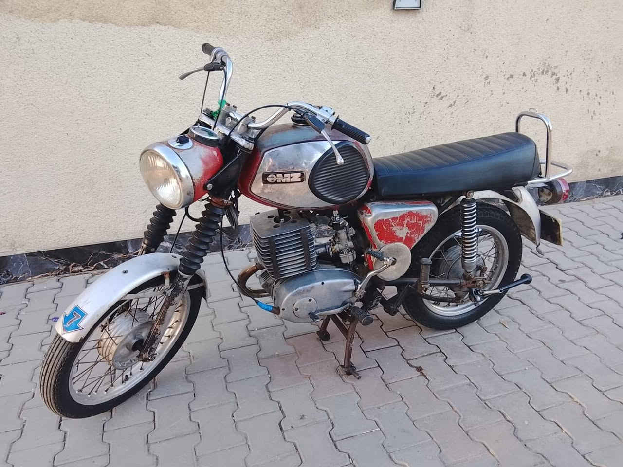 يالله السلام عليكم دراجه 81MZ اللبيع بدون فقط الحيم بل الخشم سايس4 مكان الدراجه بغداد ماجاوب خاص اللستفسار  رقم صاحب الدراجه *********** اني مكلف بالنشر ملاحضه اعادةالنشر بسبب الوعود الكاذبة
