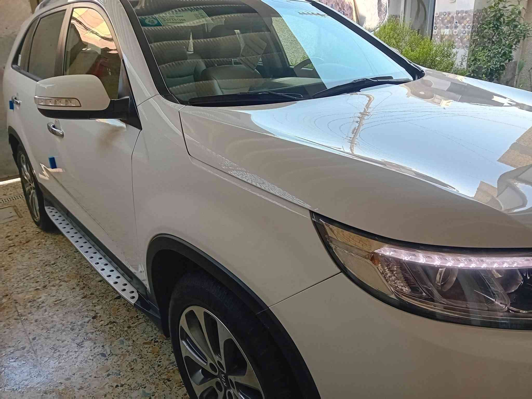 سورنتو خليجي مكفولة من جميع النواحي مديل ٢٠١٥ بغداد بسمي السيارة فول بصمة جلد حساس مكاني بغداد السيارة على وضعيت الشركة مكينة 4 بدون فتح *********** مكينة 2400
