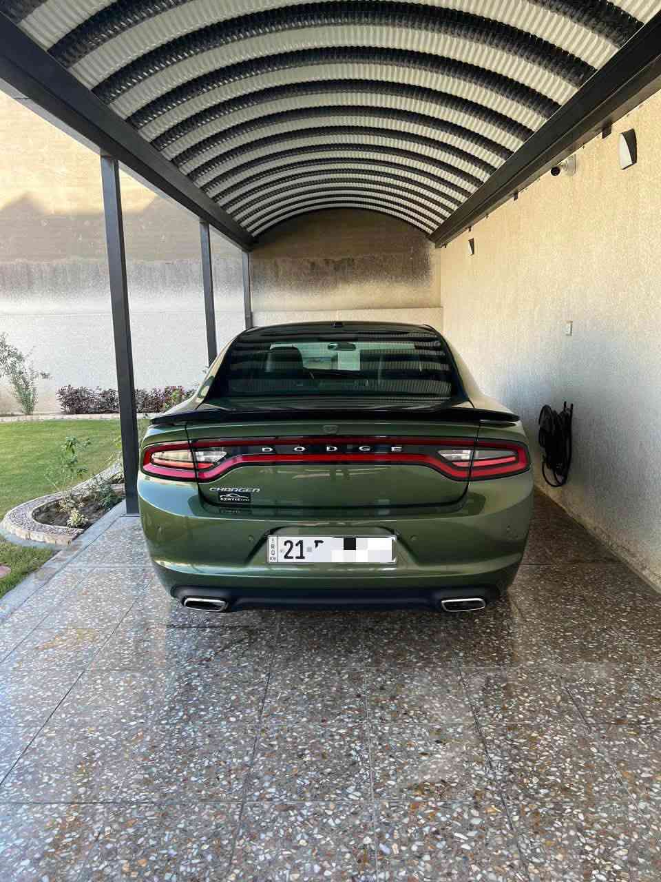 جارجر 2021
 خليجي وكالة هارلم 
 كفاله SXT
رقم سليمانية بأسمي تحويل مباشر لون مميز زيتوني 
السيارة كلين وكل السيرفس مالتها بالشركة 
شاشة حجم وسط  حساسات خلفية كامرة خلفية 
بصمات عدد ٢ مثبت سرعة 
الكشنات جلد  ويل ١٨ بلادي و تخم تايرات جديد يوكوهوما
العداد 39000 ميل 
السبير جديد منازل وكل غراضها كامله جديدة  الارضيه البلاديه جديده وغير مستعمله
مكان بغداد
للاستفسار  
***********
