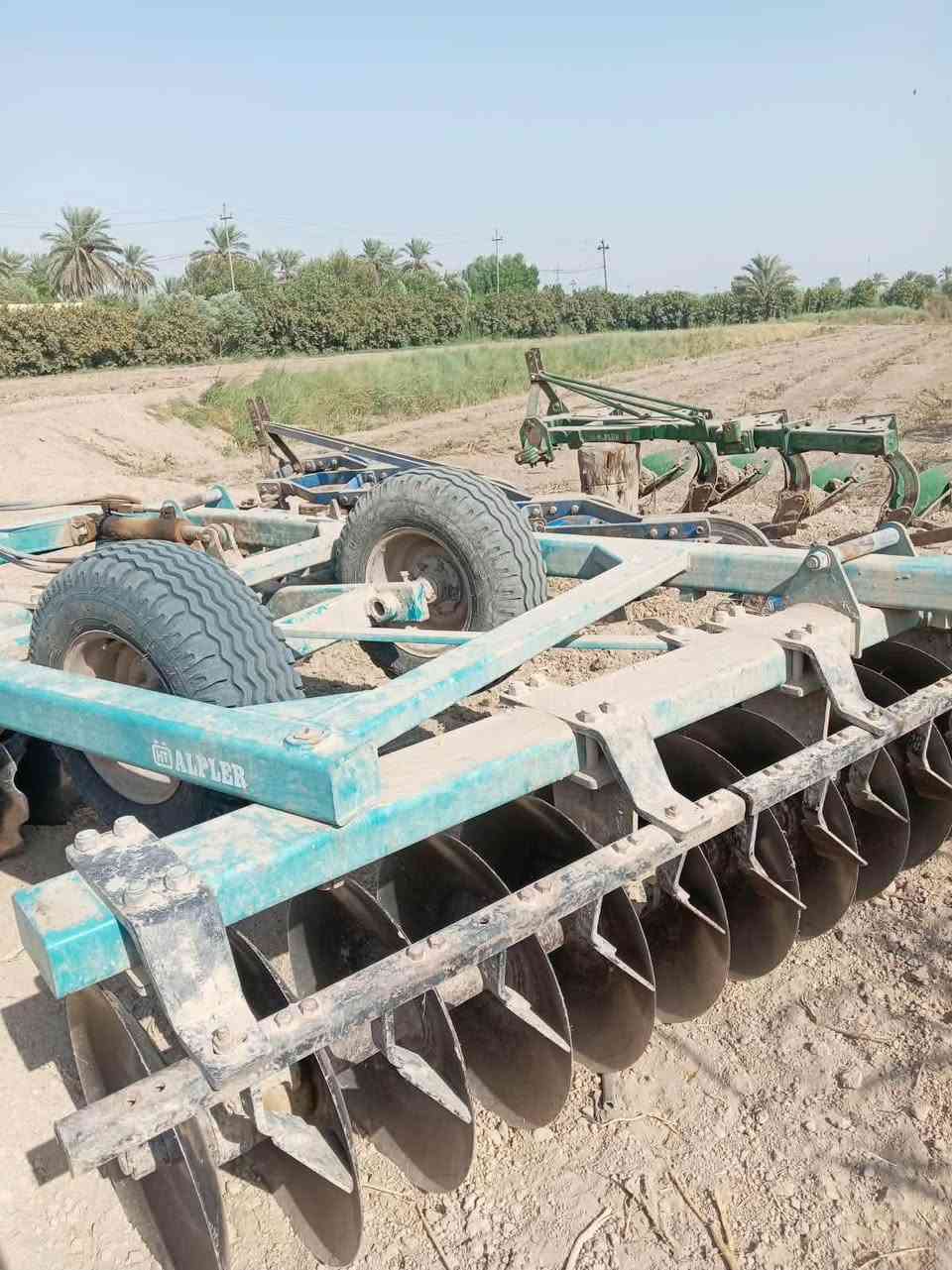 دسك للبيع للاستفسار الاتصال
***********/ ***********
