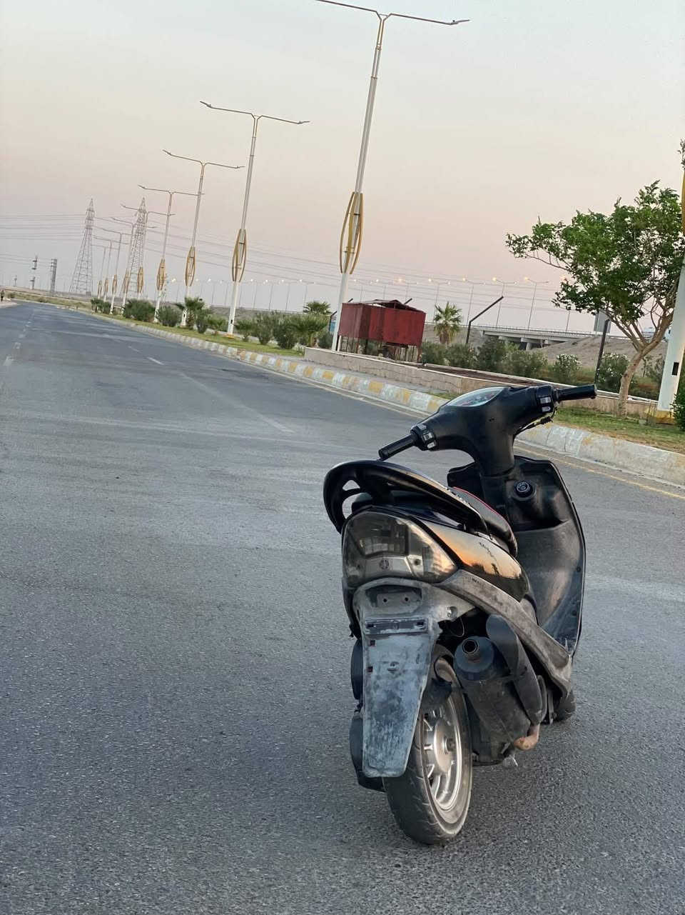 دراجه ماكس عدله للبيع بوشه 49 بلادي كهربائيات كله شغاله ما ناقصها ولا برغي السعر 615 وبيه مجال شي قليل مكاني فلوجه جولان ***********
