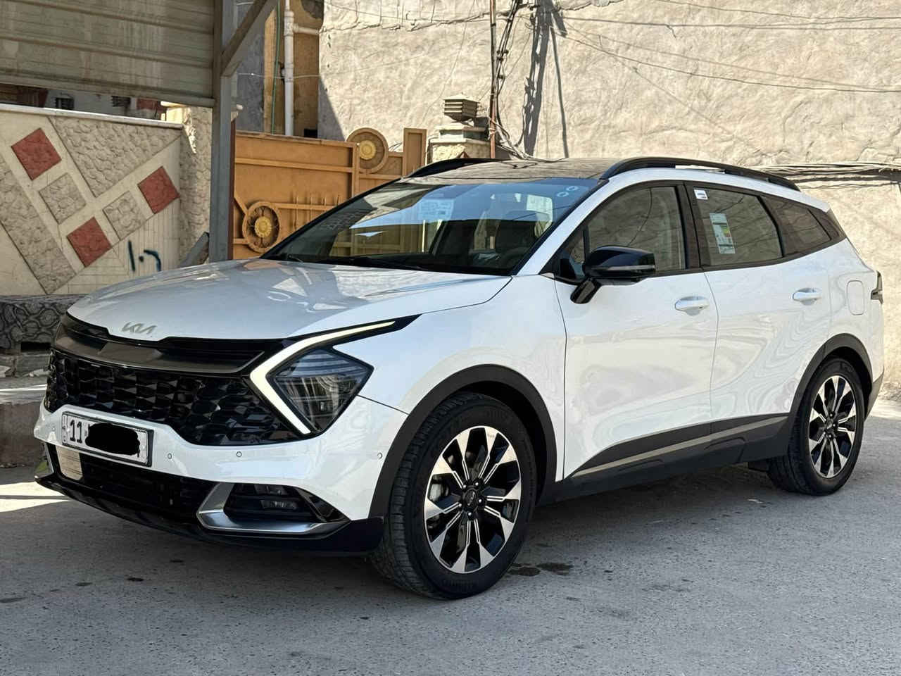 .
يا الله 🙏🏽
سبورتج 2022 برستيج  فول مواصفات
*********** ☎️للاستفسار 
اعلى مواصفات بالسبورتج 1/1 
ماشية 87 الف بالكيلو 
بانوراما 
5 كامرات
اوتو بارك
تشغيل عن بعد
كشنات جلد وكهرباء وتدفئه تبريد
شفتات ستيرن
شاشة متصل
اوتو هولد
صندوك كهرباء
مرايات شفط واشاير
ترحيب وبصمه ابواب
رادارات 
باقي مواصفات البرستيج المعروفه 
سعر 167$ بيها مجال 
بيع او مراوس 
سونار وكل تفاصيل بالمنشور 
مكان السيارة بغداد السيدية📍
