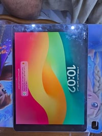 ايباد للبيع سعر 250 الف وبي مجال بسيط حك جيه ايباد 9 نضيف مكفول كفاله ...