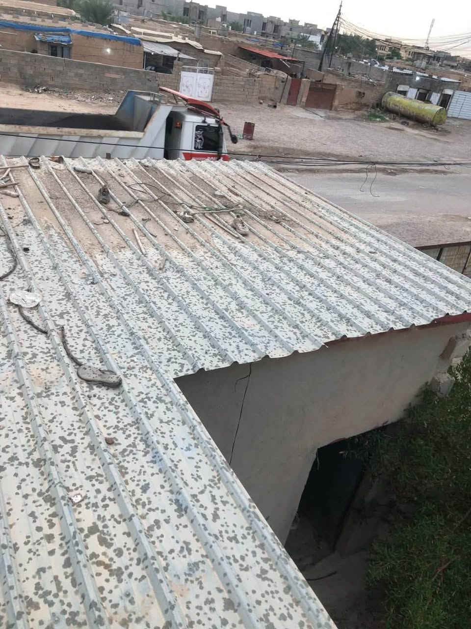 سقيفه • محمل • باب