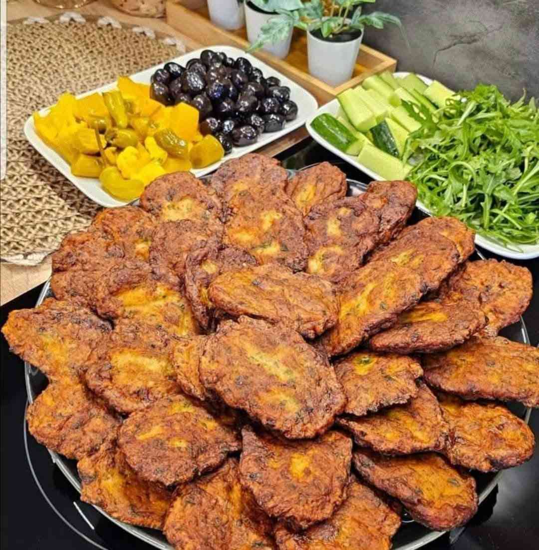 بيتزا بالخضار • تجهيزاتي