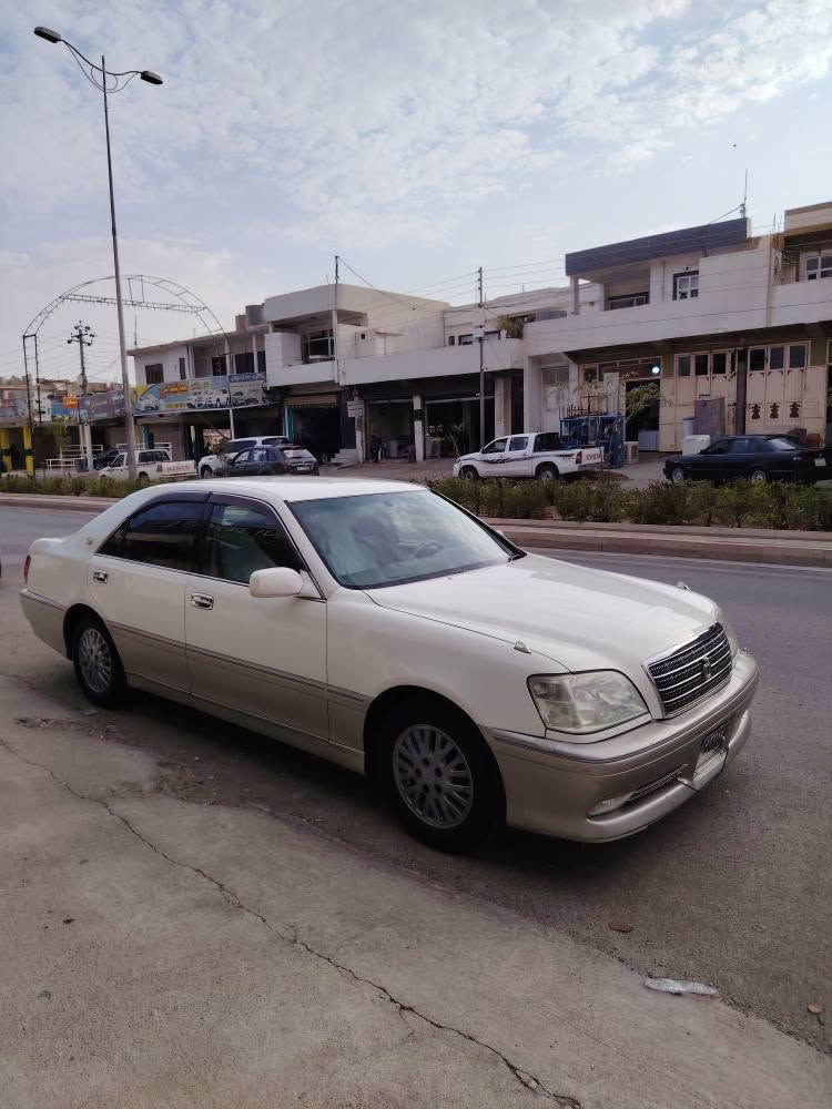 مەلیکە بڕاوە دیڤۆڕی بچووک 2دووگمە پەردە شاشە دەشپول نەجەف 4تایەی لۆک سەیارەکە زۆر جوانە گۆڕینۆ نیە قیست نیە  (37)گڵا دەربەندیخان *********** دار بنديهكان, السليمانية
