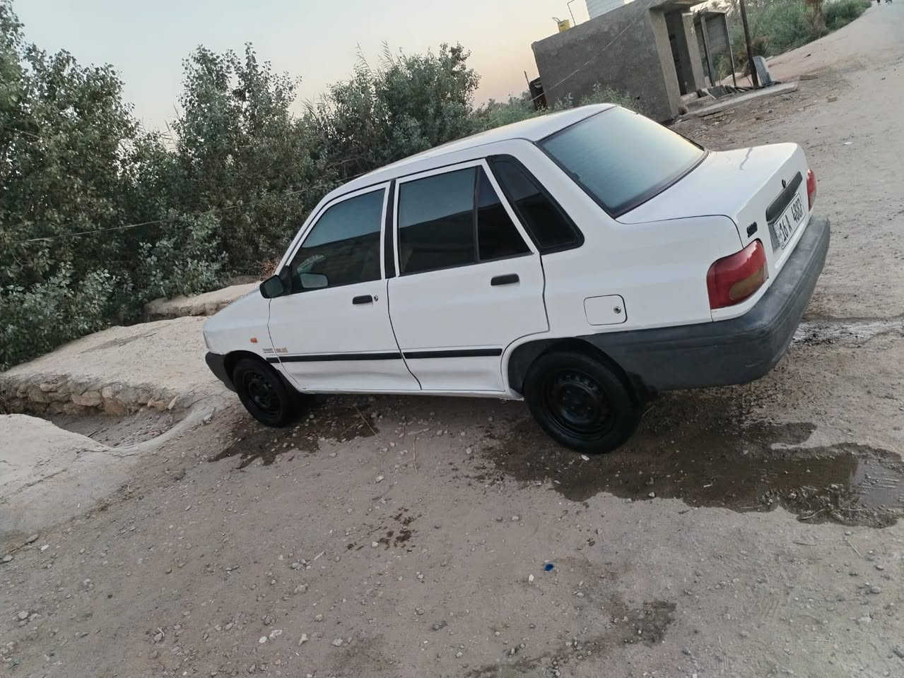 السلام عليكم سايبه للبيع مديل 11 مكفوله من ضربه ومن تبديل ومن صبغ شواصي بلاد وضع الشركه مكينه وكير كفاله تبريد ثلج رقم نكليزي قادسيه سنويه مجدده 32 تخم تاير  باتري ستوني شاده كهربائيات كله شغاله سياره جاهزه من كلشي وماعايزه كلشي أحله من صور شرط مسجل سستم سماعات السعر 35 التصال عله رقم *********** مكان السياره ديوانيه قضاء غماس الاتصال عله رقم
