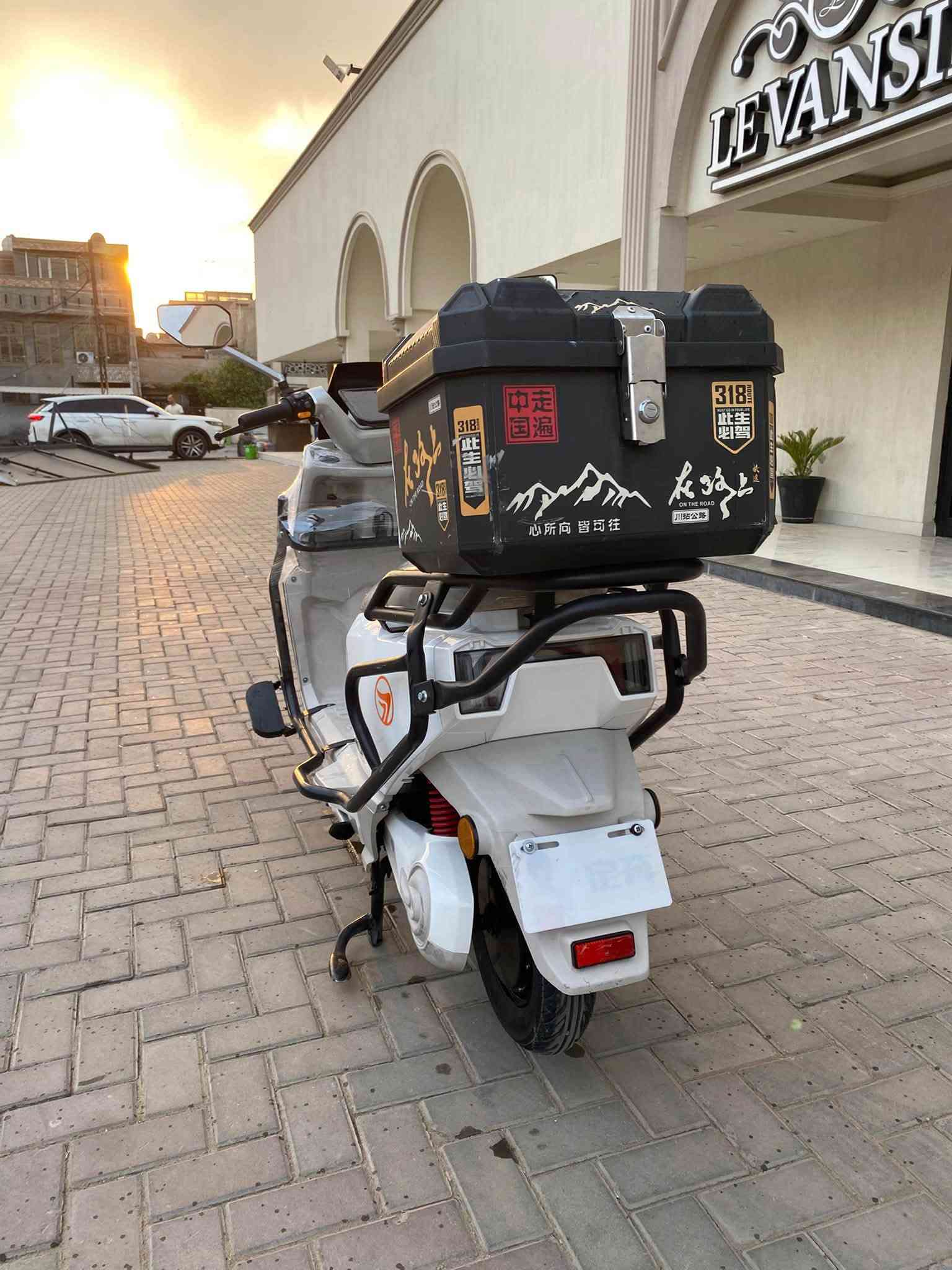 دراجة شحن • موديل ٢٠٢٧ • ٦ بطاريات