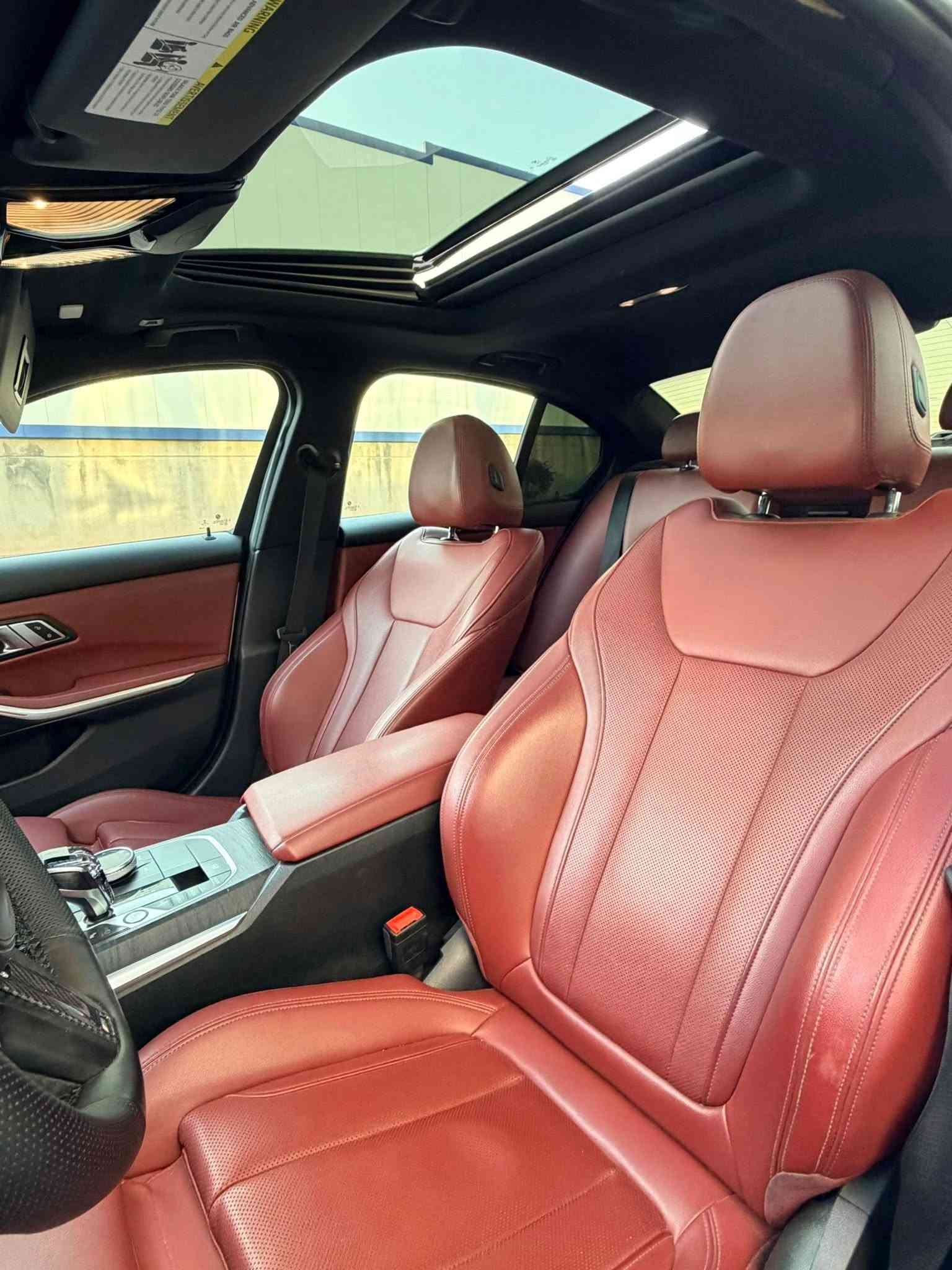 BMW 330i M 2022

M اصل بكج

ماشيه فقط ٧٠  الف ميل 
فول مواصفات M بكج اصل 
ويالة مختمه M دعاميات M ستيرن M
دفع خلفي 
سلايد
شاشة جبيرة 
ابل كاربلي وايرليس
ستيرن تدفيه 
داتاشوو
gestures bmw 
حساسات ٣٦٠
كاميره 
٤ وضعيات قيادة ايكو ، كومفورت، سبورت ، سبورت بلص
اكتف اكزوز وببكورن بلادي 
انارة داخلية محيطة متغيرة 
صندوق كهربائي شفط مع امكانية الفتح بتمرير القدم 
تبريد منفصل امامي وخلفي
انارة ترحيبية بالابواب
لايتات داينمك متحركة  وترحيبي زينون 
شفتات ستيرن 
كشنات خزن وكهربائية 
كشنات احمر بلادي 
كشنات تدفيه فول كهربايه 
وبعد هواي مواصفات 
تايرات جديدة وهزة وبراد وسنوية كلة جديد باسمي وتحويل ثاني يوم 
سعر ٢٢٨$  وبيها مجال 
اضافيات هوايه ب سياره اربع كزوز كاربون ام باكج 
مكان سياره دهوك 
رقم واتساب ***********
————————-
ضرر بي باب خلفي و نص جاملغ و ٣ باب تبديل شريكه بدون دواخل ايرباك بس تكمه راجع سيستم 
حادثها بس شخط
