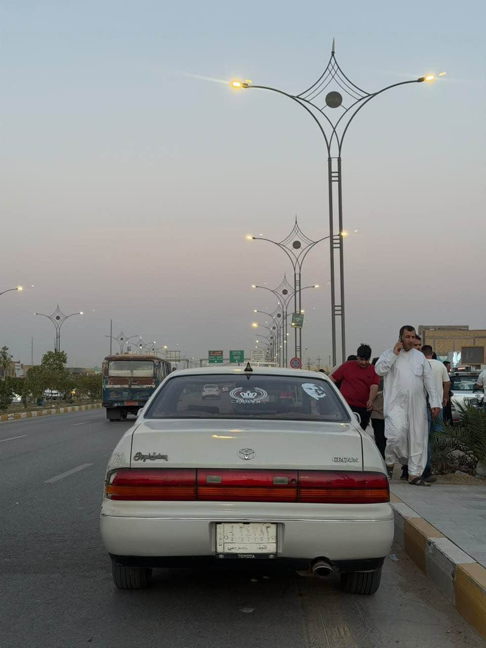 السلام عليكم بطه للبيع محرك كير تبريد مكفول 
تخم تاير حداده توني مسويها كلها سياره مصبوغه عام للجماليه شرط مابيها حادث غرفتها كلش حلوه 
سياره جاهزه من كلشي 
السعر 50 ورقه وبيها مجال للشراي 
بسمي شخصيا 
*********** 
اتصل وبخدمتك أنا مكلف بالنشر الزبير, البصرة
