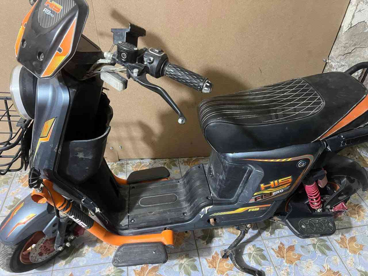 السلام عليكم H900برو ٥بطاريات فول نضافة فول المكان ديالئ بعقوبة مفرق الرقم ***********

