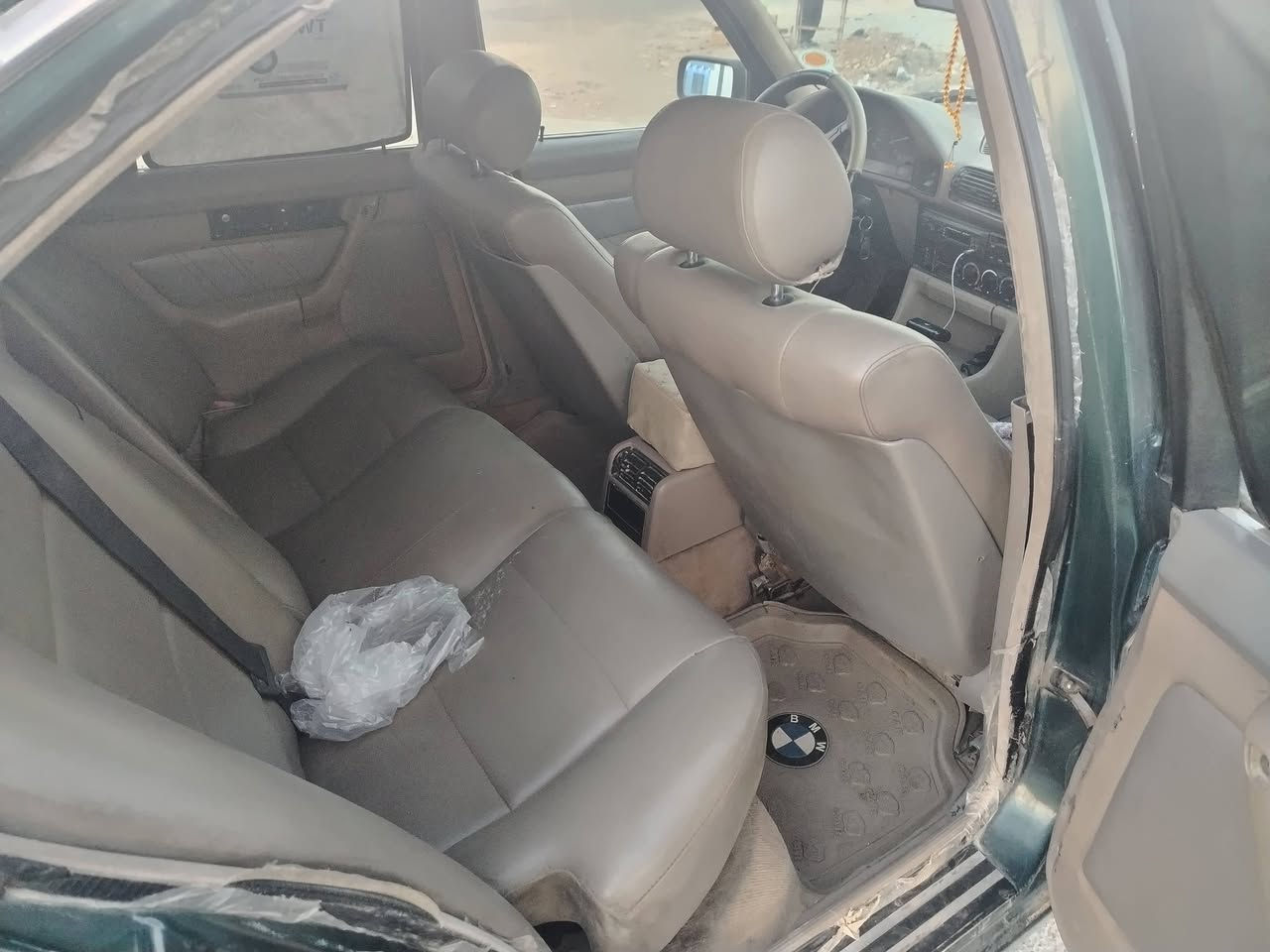 سلام عليكم سيارة Bmw 525 فول فول تبريد شغال طخم ويل جديد طخم ورى وكدام جديد طخم تايرات جديد محرك وكير بشرط سنوية عضم ال2029 بشرط تحويل من شرعي أرقام ألماني وايرمنيه كلها شغاله سياره خير من الله غرفتها حيل نضيف
مكاني برطله
السعر (53)بيها مجال للطيبين
*********** 
سلام عليكم سيارة Bmw 525 فول فول تبريد شغال طخم ويل جديد طخم ورى وكدام جديد طخم تايرات جديد محرك وكير بشرط سنوية عضم ال2029 بشرط تحويل من شرعي أرقام ألماني وايرمنيه كلها شغاله سياره خير من الله غرفتها حيل نضيف
