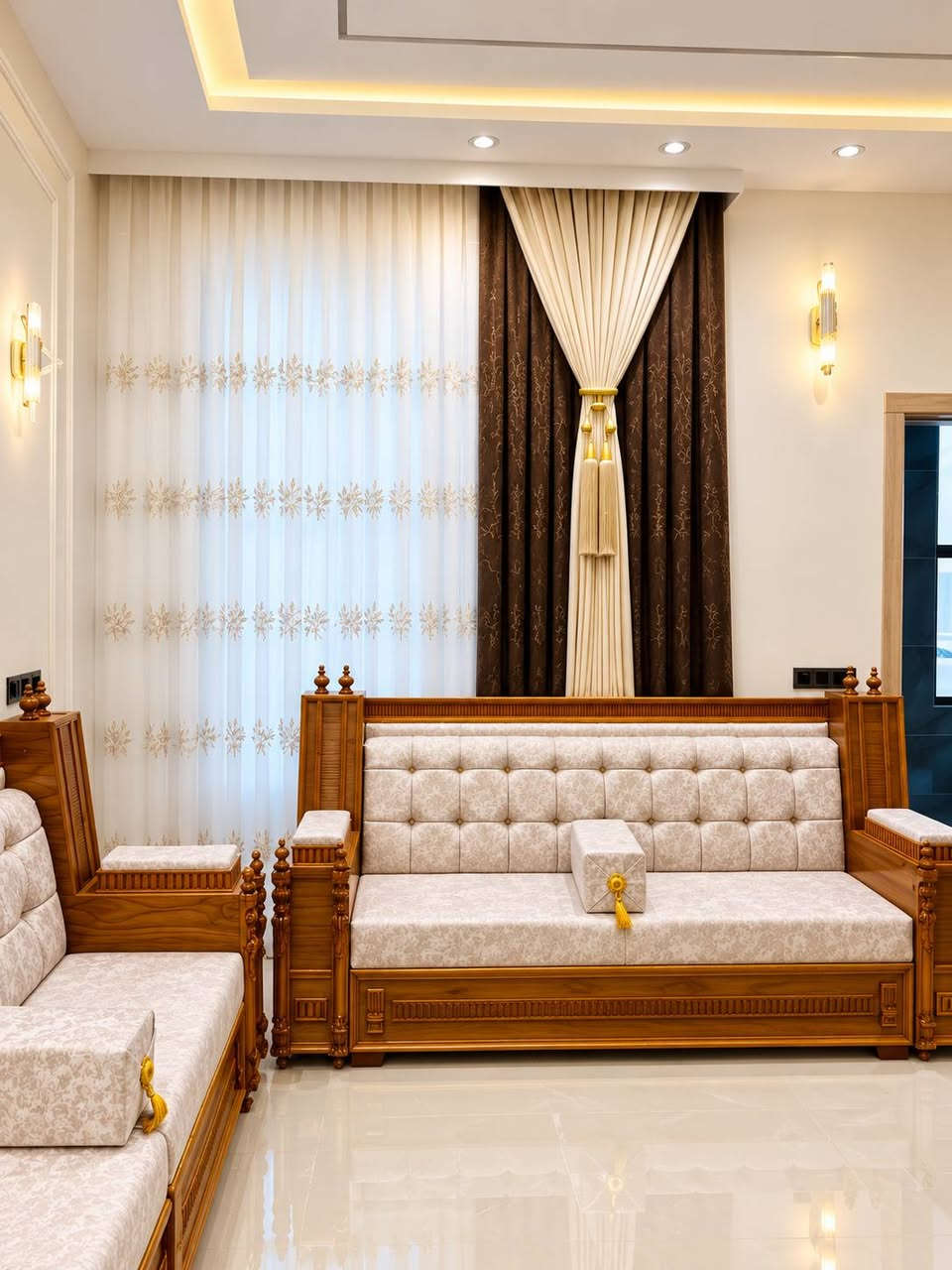 🛋️ مجمع الشمري للأثاث العراقي
تم بحمد الله تسليم طلبية لأحد زبائننا الكرام،
 ديوان من خشب الزان المصري – درجة أولى ✨
جودة عالية، صناعة متقنة، وتشطيب يليق بذوقكم 🤍
📍 العنوان: بابل – الحمزة الغربي – العلاك – مقابل حسينية البحموسة
📞 للطلب والاستفسار: *********** 
مجمع الشمري للأثاث العراقي 
ثقتكم بنا هي أساس نجاحنا 🌹
