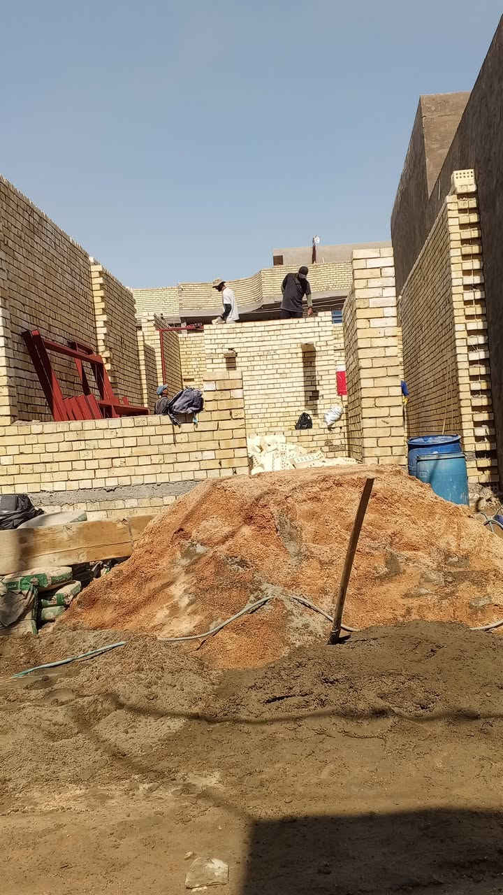 خلفات بناء شقل نضيف وزن نشتقل بلوك وطابوك ***********
