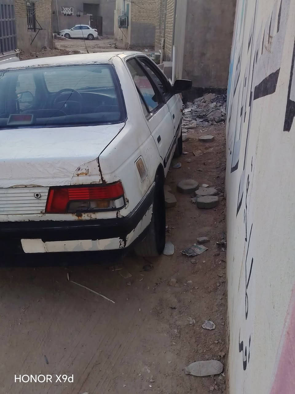سلام عليكم بيجو روى كير ومحرك ونجي كربلائي رقم قادسيه راعيه بلكوفه سياره مصفره غرامات السعر ١٤ وبيهه مجال مكان السياره نجف شارع المطار رقمي ***********وبي واتساب

