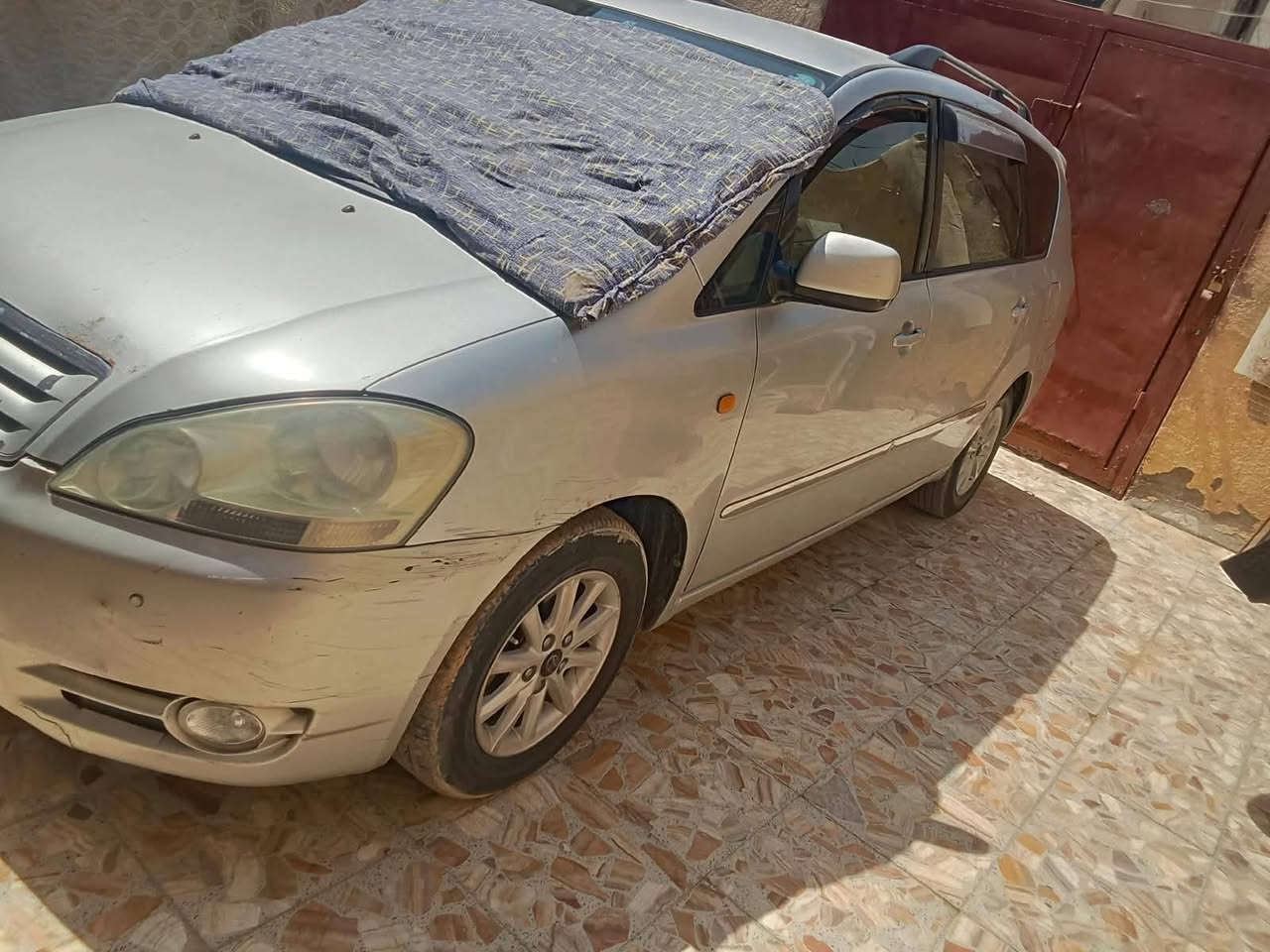 مكلف بلنشر ابصم للبيع
٢٠٠١ جديده السياره بمعنا الكلمه بس شغل وطلع
باسمنا تحويل ثاني يوم اتصل ودلل ***********
ملاحضه استخدام خاص مامشتغله لا بخط ولا بكراج رقم بابل
