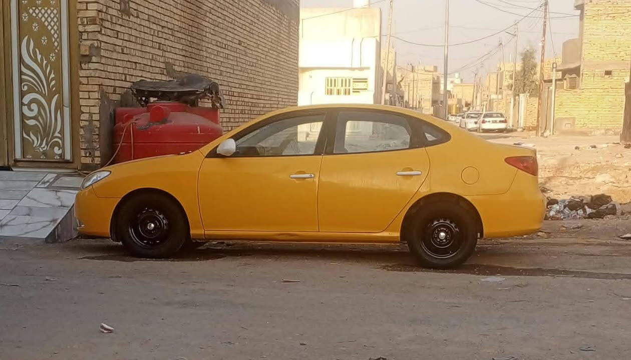 *********** سلام عليكم النتره 9 امريكيه بيها جاملغ وبنيد ولباقي كفاله محرك 2000 سياره جديده ومناسبه مكانها عماره الجمعيات السعر جوه سوك 77 وبيها مجال حك الجيه مجال بصيط وانه خادم لكم
