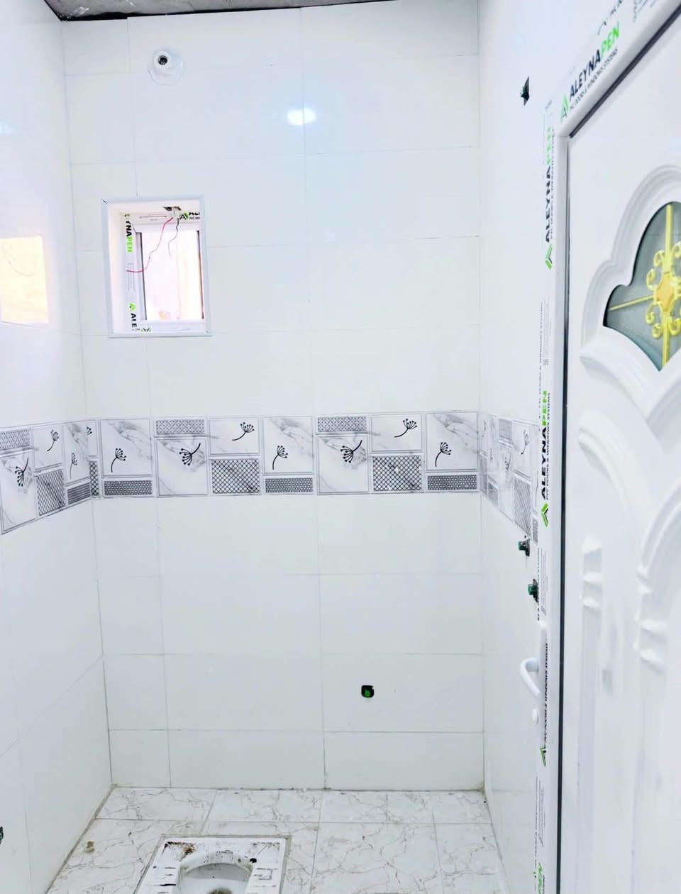 مشتمل حديث للبيع – موقع مميز وسعر مناسب 🏡
​للراغبين بالسكن الراقي أو الاستثمار، مشتمل جديد (غير مسكون) بناء حديث وطابق واحد جاهز للسكن الفوري.
​📍 الموقع: قريب جداً من شارع أبو الفضل (يبعد 50 متر تقريباً عن الشارع الرئيسي).
📐 المساحة: 100 متر مربع.
🏗️ الحالة: بناء حديث / طابق واحد / غير مسكون سابقاً.
​📞 للتواصل والاستفسار:
الاتصال على الرقم: ***********
