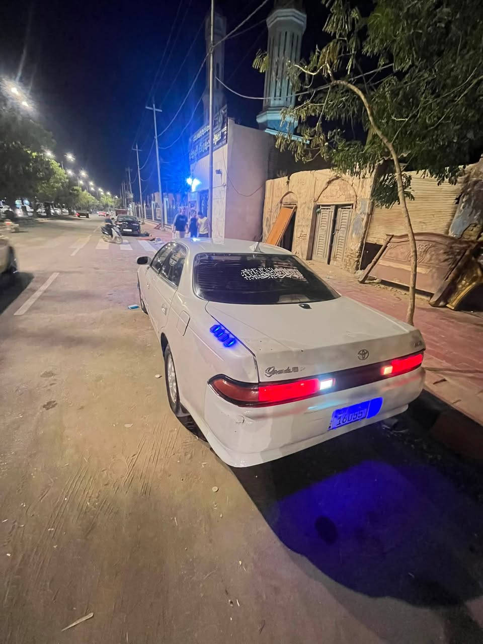 السلام عليكم مارك نفخ للبيع موديل 93 سنويه ماصاقطه مكينه كير تبريد ثلج 🧊 حداديه جديده تخم تاير جديد سياره جاهزه وحلوه السعر 42وبيه مجال المكان كوفه للاستفسار ***********
