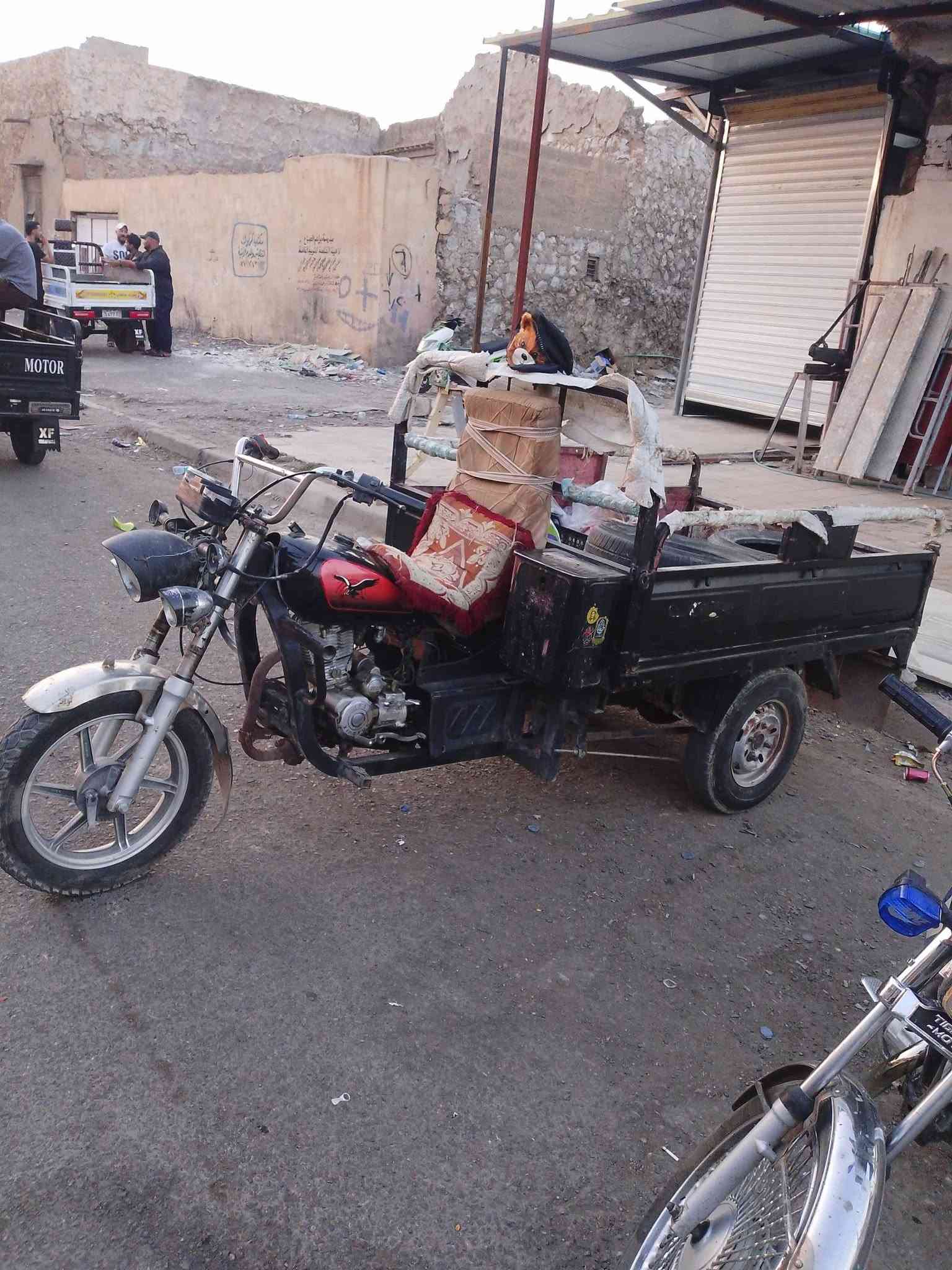 السلام عليكم ستوته نشاط فول طياره محرك 20صفرشرط اخرس شاصي 16كهربائات كامل بس ربط باتري موجود 750مجال بي بسيط ***********
