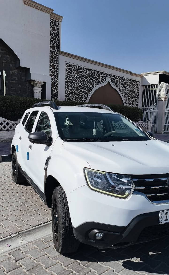رينو داستر ٢٠١٩ جاهزة من كلشي سيارة مكفول كفاله عامة كير ومحرك وتبريد تخم تاير حدادية باتري جديد سيارة مناقصها اي شي محرك ١٦٠٠ نيسان ستيرن كهرباء تحكم ستيرن كروز سرعة ومثبت سرعة وهواي بيها مواصفات للبيع او مراوس السعر ٩٠ وبيها شي بسيط للشراي او مراوس حسب القناعة 
عنواني النجف الاشرف للاستفسار *********** النجف, العراق
