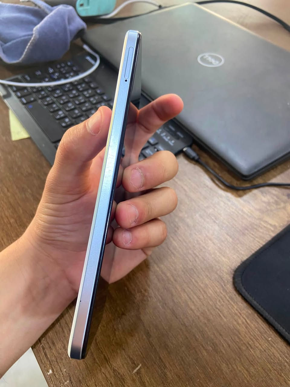 جهاز للبيع
HONOR X7b 

ذاكرة 256 
الرام 6+6
بطاريه 6000 وحش 
معالج سناب دراكون 680 
قوي بالالعاب و شحن يدوم بطاريه عملاقه
جهاز معروف بالقوه والمواصفات 
مستخدم تقريبا 3 اشهر فقط موجود الكارتون والملحقات 
جهاز كلش نظيف ** فقط بي فطر صغير بالشاشا 

السعر 175 الف وبي مجال
مكاني موصل ايسر رقم : 
*********** 
***********
