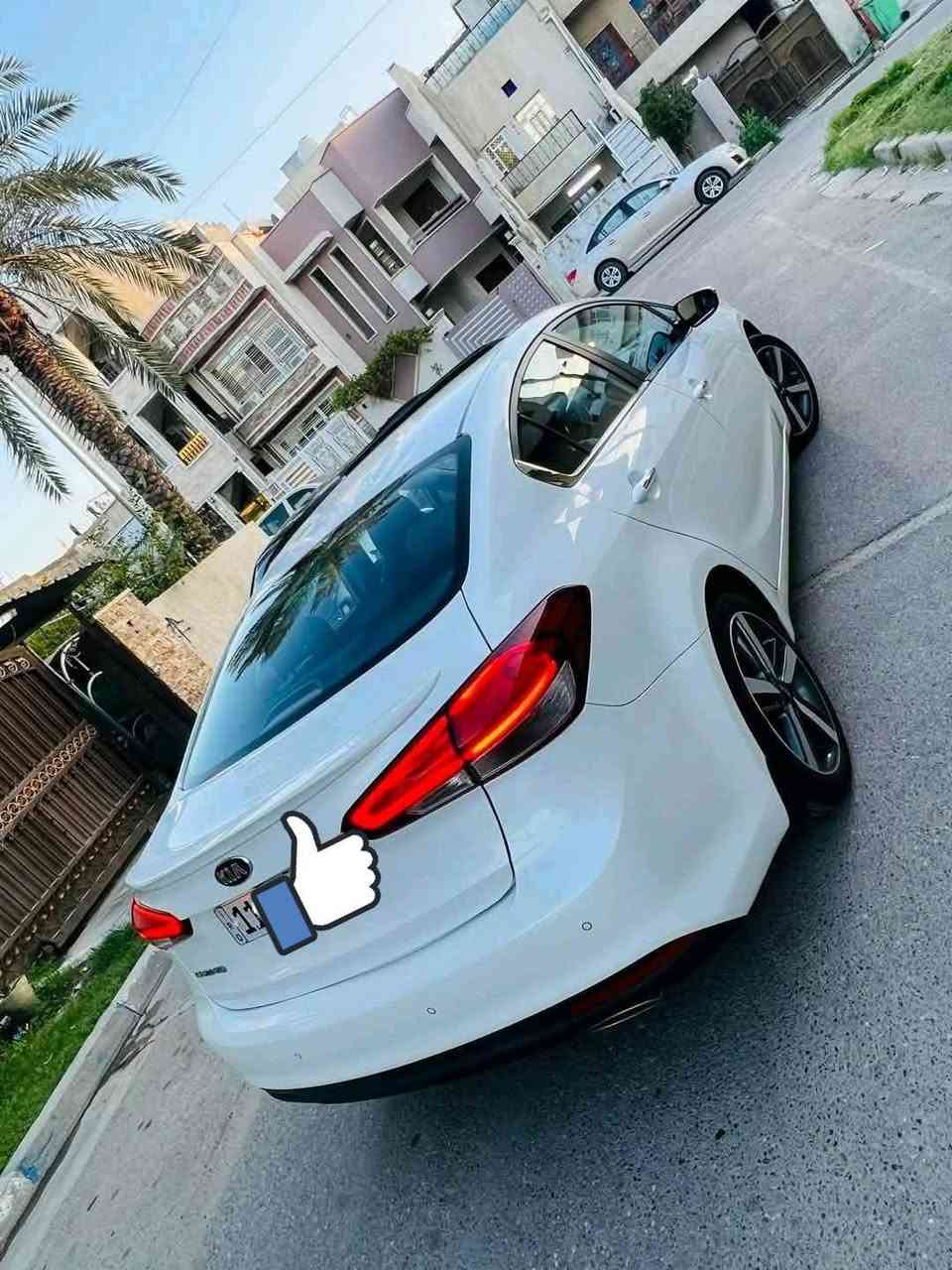 سلام عليكم 

كيا سيراتو مواصفات  ايراني رقم بغداد تحويل ثاني يوم كفالة عامه 

الموديل  2017  حجم المحرك  2000

   

المواصفات     !!!!!!!!!!!!!!!!

وارد خليجي 
مواصفات ايرانية
موديل 2017
فتحة سقف 
حجم المحرك  2000
بصمة تشغيل
بصمة ابواب 
ترحيب 
مقاعد جلد
مقاعد امامية كهرباء 
مقاعد امامية تبريد
مقاعد امامية تدفئة
مقاعد خلفية تدفئة
مقاعد ذاكرة ميموري
داخل اسود 
شاشة 
كامرا خلفية
رادار امامي 
رادار جانبي 
مرايا كهرباء 
مرايا اشاير 
تحكم ستيرن جهتين
شفتات ستيرن
جنطة كهرباء
مود درايف 
تبريد  منفصل
تبريد قطعتين 
حجم الاطار 215/50/17
حجم الويل 17
حساسات دعامية امامية
حساسات دعامية خلفية
لايت زنون 
بك لايت لد 

للاستفسار و للمزيد من المعلومات يرجى الاتصال *********** مكاني الرميثه
