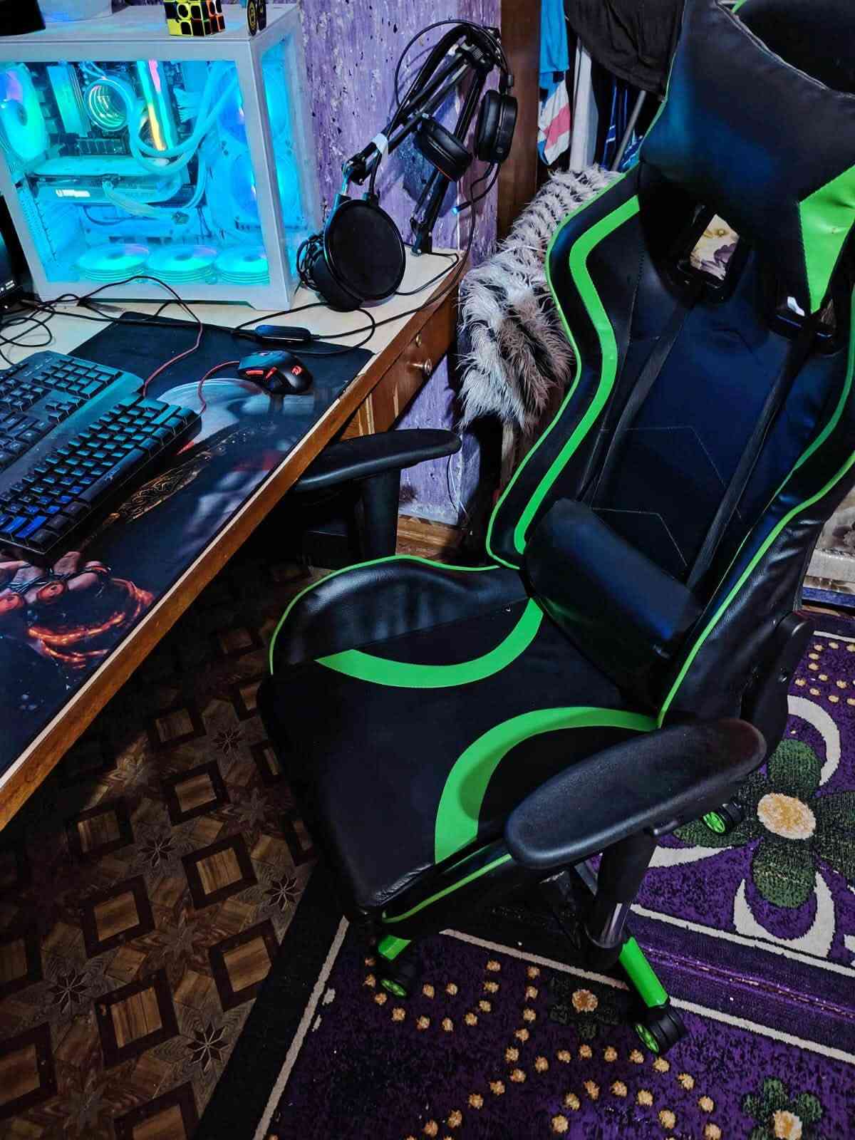 كرت الشاشة:.. 8G. RTX 4060 —  أبيض، Zotac Gaming
المذربورد: ASUS PRIME B650M-A CSM
المعالج:AMD Ryzen 5 8500G
الرام: T-Force Delta DDR5 — 32GB 5600MHz
5.M.2..1000g+500+250
التبريد المائي: GAMDIAS CHIONE — راديتر 240mm
مزود الطاقة: Segotep GM750W — 750W Fully Modular
الكيس: GAMDIAS —  RGB / Aura Sync / ARGB
+شاشه من شركه 180هرتز AOC +2k 

للتواصل والاستفسار   ***********

نص مكتوب في الصور:
- OBS Studio GameLoop RedM Steam Discord Rockstar Games ... TurboVPN
- Settings
- ammar liu
- Amar12462@gmail.com
- Find a setting
- Home
- System
- Bluetooth & devices
- Network & internet
- Personalization
- Apps
- Accounts
- Time & language
- Gaming
- Accessibility
- Privacy & security
- Windows Update
- System > About
- DESKTOP-CNFJMMV
- System Product Name
- Rename this PC
- Device specifications
- Copy
- Device name
- Processor
- AMD Ryzen 5 8500G w/ Radeon 740M Graphics
- 3.55 GHz
- Installed RAM
- 32.0 GB (31.2 GB usable)
- Device ID
- 47E4D331-0A9C-4155-99E2-284815CAA0B7
- Product ID
- 00330-80000-00000-AA877
- System type
- 64-bit operating system, x64-based processor
- Pen and touch
- No pen or touch input is available for this display
- Related links
- Domain or workgroup
- System protection
- Advanced system settings
- Windows specifications
- Edition
- Windows 11 Pro
- Version
- 24H2
- Installed on
- 1/14/2025
- OS build
- 26100.3037
- Experience
- Windows Feature Experience Pack 1000.26100.48.0
- Microsoft Services Agreement
- Microsoft Software License Terms
- Search
- NVIDIA Control Panel File Edit Desktop 3D Settings Help Back Select a Task... 3D Settings Adjust image settings with preview Manage 3D settings Configure Surround, PhysX Display Change resolution Adjust desktop color settings Rotate display View HDCP status Set up digital audio Adjust desktop size and position Set up G-SYNC Set up multiple displays Video Adjust video color settings Adjust video image settings NVIDIA CONTROL PANEL Game Ready Driver Version 560.94 NVIDIA GeForce RTX 4060