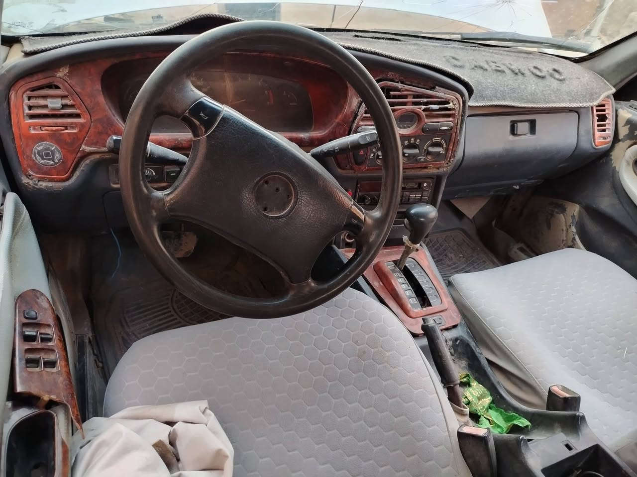 دايو  فراشه موديل 96 رقم بابل مداور كير ومكينه بوضع جيد مكان السيارة الديوانية الحمزة الشرقي *********** السعر 18
