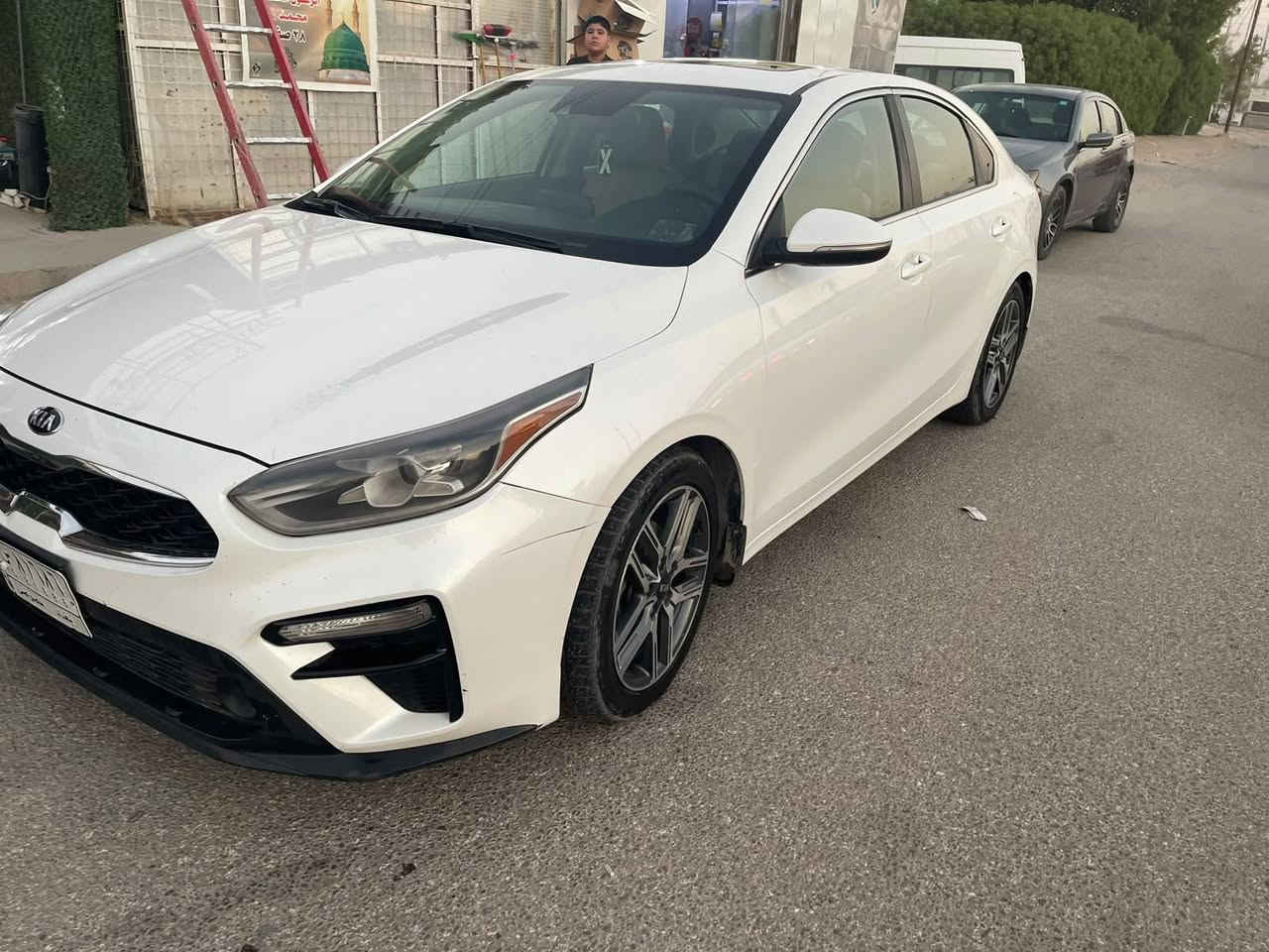 سلام عليكم فورتي 2019وارد امريكي مكينه دوش 2000 حادثه بسيط جداً اي استفسار ***********  رقم بغداد بسمي
