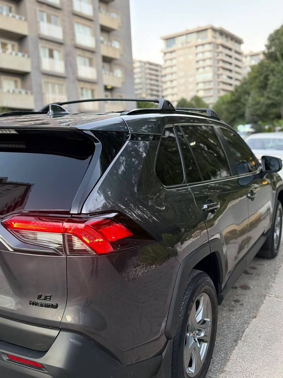 تويوتا راف فور 2024 هايبرد للبيع

الفئة: هايبرد
الدفع: دبل أكسل 4×4
الحالة: نظافة عالية جداً ونموذج بالجمال والنظافة

المواصفات والحالة:

- ضربة أمامية خفيفة
- بدون إيرباك
- جميع الأجزاء على الشرط
- بدون أي مشاكل
- القير والمحرك على الشرط
- ضمان شامل للسيارة لمدة 3 أشهر

رقم الشاصي:
2T3LWRFV9RW201066

السعر: يذكر في التعليقات، والتواصل مباشرة للحصول على السعر

رقم صاحب السيارة:
***********
