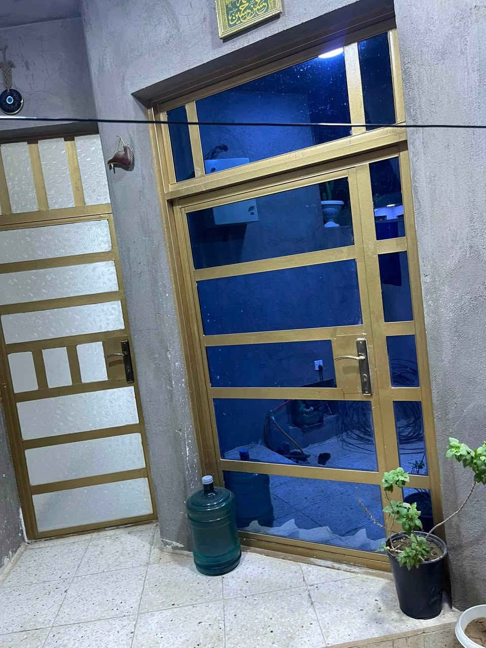 دار  للبيع مساحه 100 م طابق واحد بناء جديد مقابيل كاع ابو علي الدراجي الاتصال ع الرقم ***********
