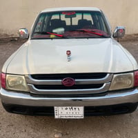 هايلكس • ٢٠٠٧ • أحمر