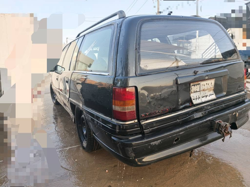 بەناویخوایگەورە 
***********   *********** سعر17
ئۆپڵ ئۆمیگا مۆدیل 91سەنەویو وەکالە بەشەرتی وەکالە گێڕومەکینەیvivit وێنجی تۆماتیک بەشەرتە ئشیای تبریدی پێوەیە لێدراو بڕاوە بەشەرتە چوارتایی وپاتری لۆک زۆر توندو تۆڵە  ماڵی کەسابەتە پشتی نەشکاوەزۆرپاک ماوەتەوە كويسينجاك, أربيل
