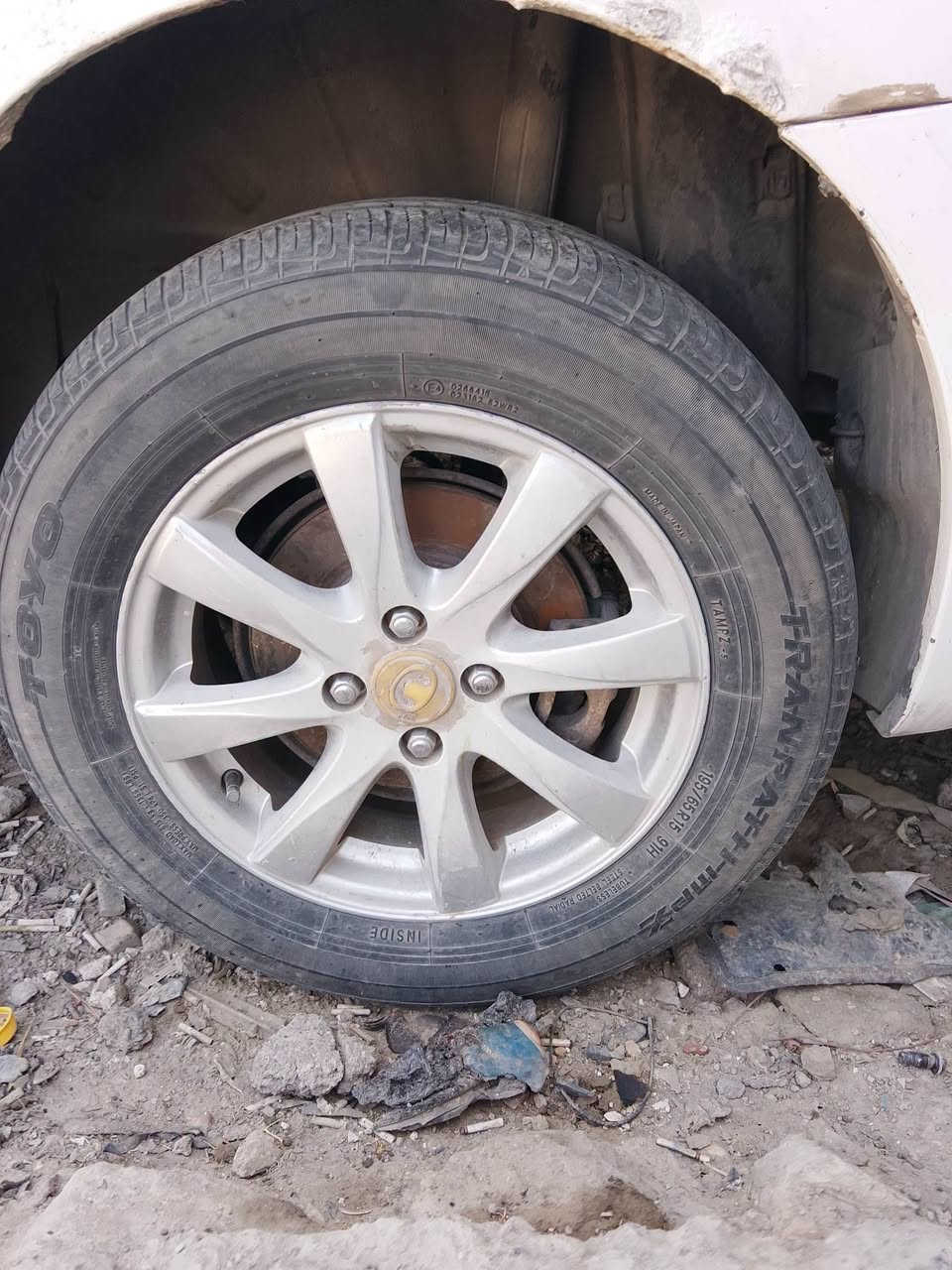 السلام عليكم
بدنه وبرانكيت وجوانب كامل موديل 11 
شمحتاج غراض فولكس موجودة
اربع بوب قبق جنطة 
واسط النعمانية 
***********
