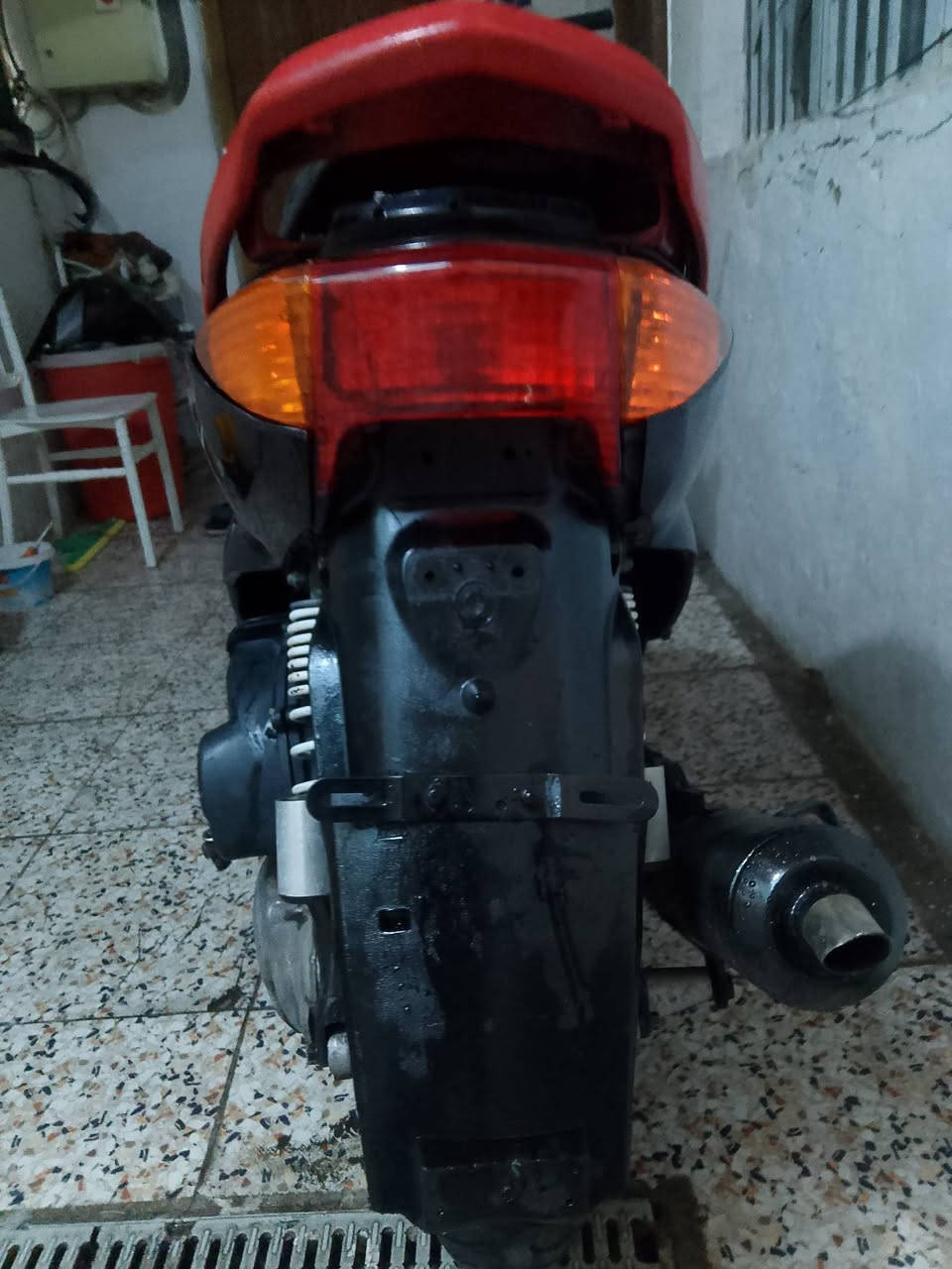 معلومات بـ اول صوره

نص مكتوب في الصور:
- سلام عليكم سكنس نثيه كلحات رياضي صالصه رياضي تايرات جدد مكينه خرسه كهربائيات شغاله كلها هورن سلف لايت عالي ناصي اشاير دبل اشاره نكره بكل وقت سعرها 350 وبيها مجال مكاني بغداد رقمي ***********