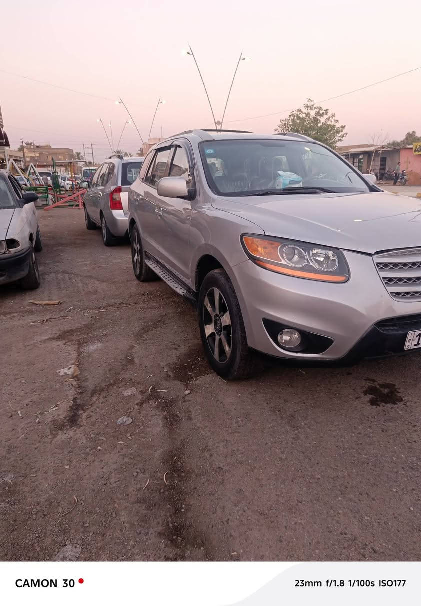 🚘 للبيع هيونداي سنتافي 2007
🔹 صبغ حزام
🔹 أثر جراد
🔹 بيها قطعتين فقط
🔹 السيارة فول لفول وكما موضحة عدكم بالصور
🔹 محرك 3300
🔹 شاشة وتحكمات ستيرن
🔹 التبريد شرط ثلج ❄️
🔹 رقمها أنبار

💰 السعر: 96 ورقة
💵 وبيه مجال للشراي
🔄 وإذا أكو مراوس عادي

📩 للتواصل والاستفسار: الخاص مفتوح
📞 أو الاتصال على الرقم: ***********

نص مكتوب في الصور:
- CAMON 30 • 23mm f/1.8 1/67s ISO234
- CAMON 30 • 23mm f/1.8 1/100s ISO177
- CAMON 30 23mm f/1.8 1/50s ISO202
- CAMON 30
- 23mm f/1.8 1/50s ISO217
- CAMON 30 •
- 23mm f/1.8 1/100s ISO125
- CAMON 30 • 23mm f/1.8 1/100s ISO144
- CAMON 30 23mm f/1.8 1/100s ISO117
- CAMON 30 • 23mm f/1.8 1/100s ISO213