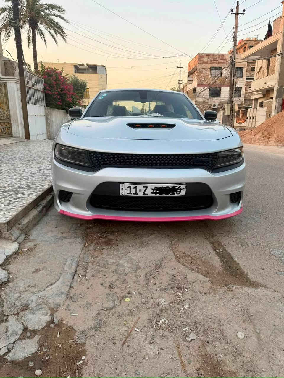 جارجر 2023  GT SUPER TRACK
الموديل :2023 . النداء الاخير. 
 
حادثه خفيف \\ طخه بل بدعاميه صور  حادث موجوده بلمنشور بدون دواخل  

(( سياره جديده بمعنى كلمه ولاكلوب مشتغل بدشبول بيه اخت زيرو ))
 على وضع شركه اي نقص مابيه من كل نواحي 

ماشيه 30  مايل  

المواصفات:؛ 
*شاشه كبيره انظمة   SRT
*كشنات حظن 
*سستم صوت الباين
*حساسات خلفيه محيطيه 
*كروز سرعه
*كشنات كهربائيه
*تشغيل عن بعد
*ويل قياس ٢٠ انج
* نظام اسبورت
دكمه سوبر تراك رياضي
*بك لايت لد شكل جديد
*بصمه دخول ذكي
*مستشعر بصمه عند خروج 
*جناح خلفي
*مكينه٣٦٠٠ سته سلندر
كاميرا خلفيه
*لايت زنون
شريط دايتونه خلفي اسود
كلوبات رام بفتحة البنيد

__________^^_________
مكانها : بغداد 
السعر  اتصل 
*********** للاستفسار
شراي يتصل 
رقم بغداد بسمي
