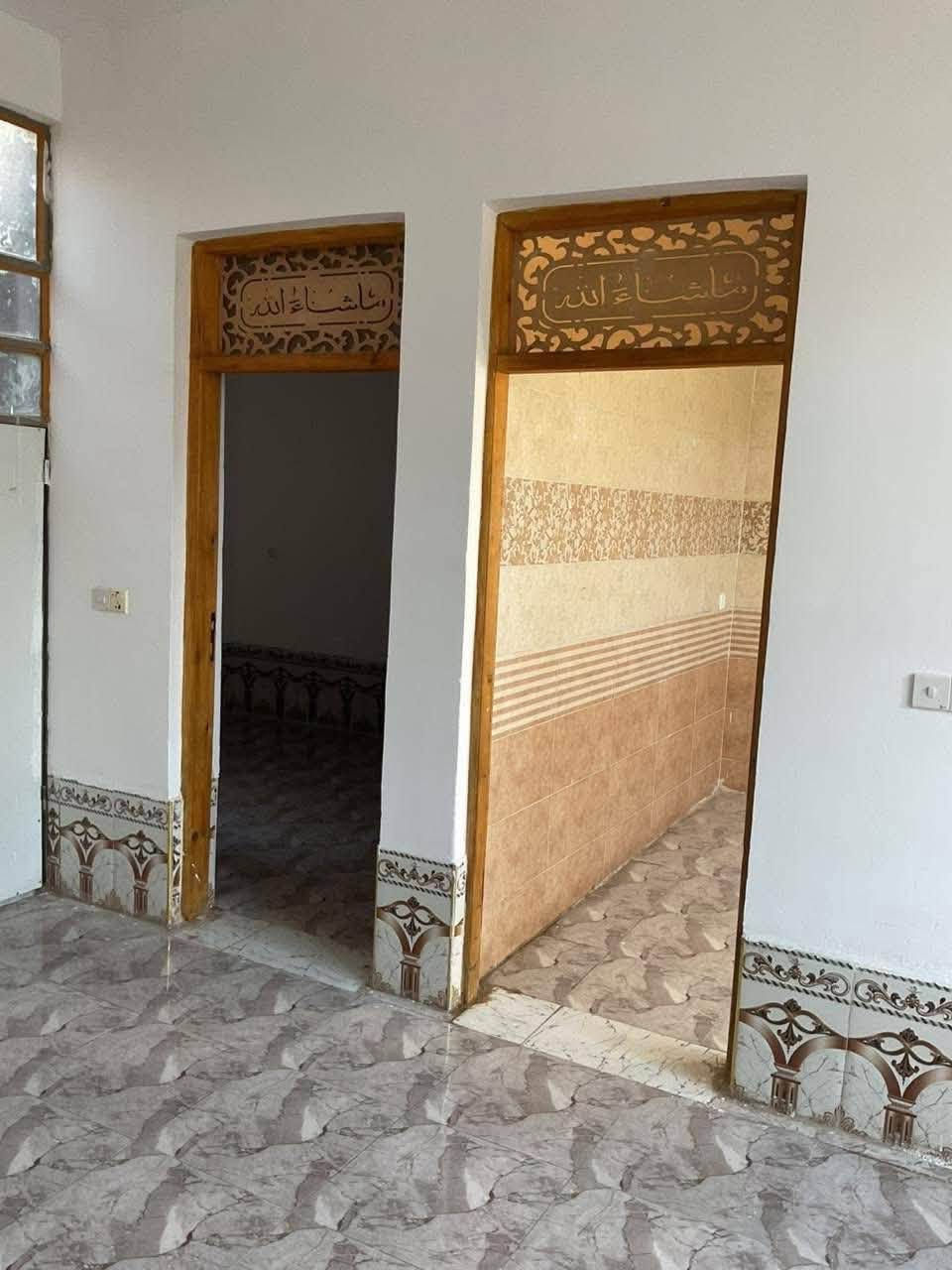 دار للبيع  بغداد المحمودية بابو شمع بداية اول شارعين قرب مولد ابو سعد او اسواق فيصل
طابو زراعي سند ٢٥ وبي قصاصه تطويب المنطقة بيها مجاري وكهرباء ومي اسأله الأساس رفت بناء ٢٠٢٤

مساحة الدار 110

سعر الدار 45

بي غرفتين وصاله ومطبخ وصحيات ٢

 وستقبال ومنورين

للإستفسار الاتصال
 ***********
***********  واتساب

ممتواجد بالفيس فقط اتصال او واتساب
