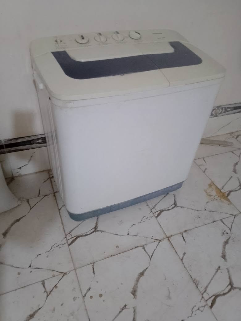 غسالة توشيبا ياباني شغاله شرط حيل نظيفة يرهم مراوس بعاطل والعنده هم نشتري ‏‪‏‪***********‬‏ كركوك, العراق
