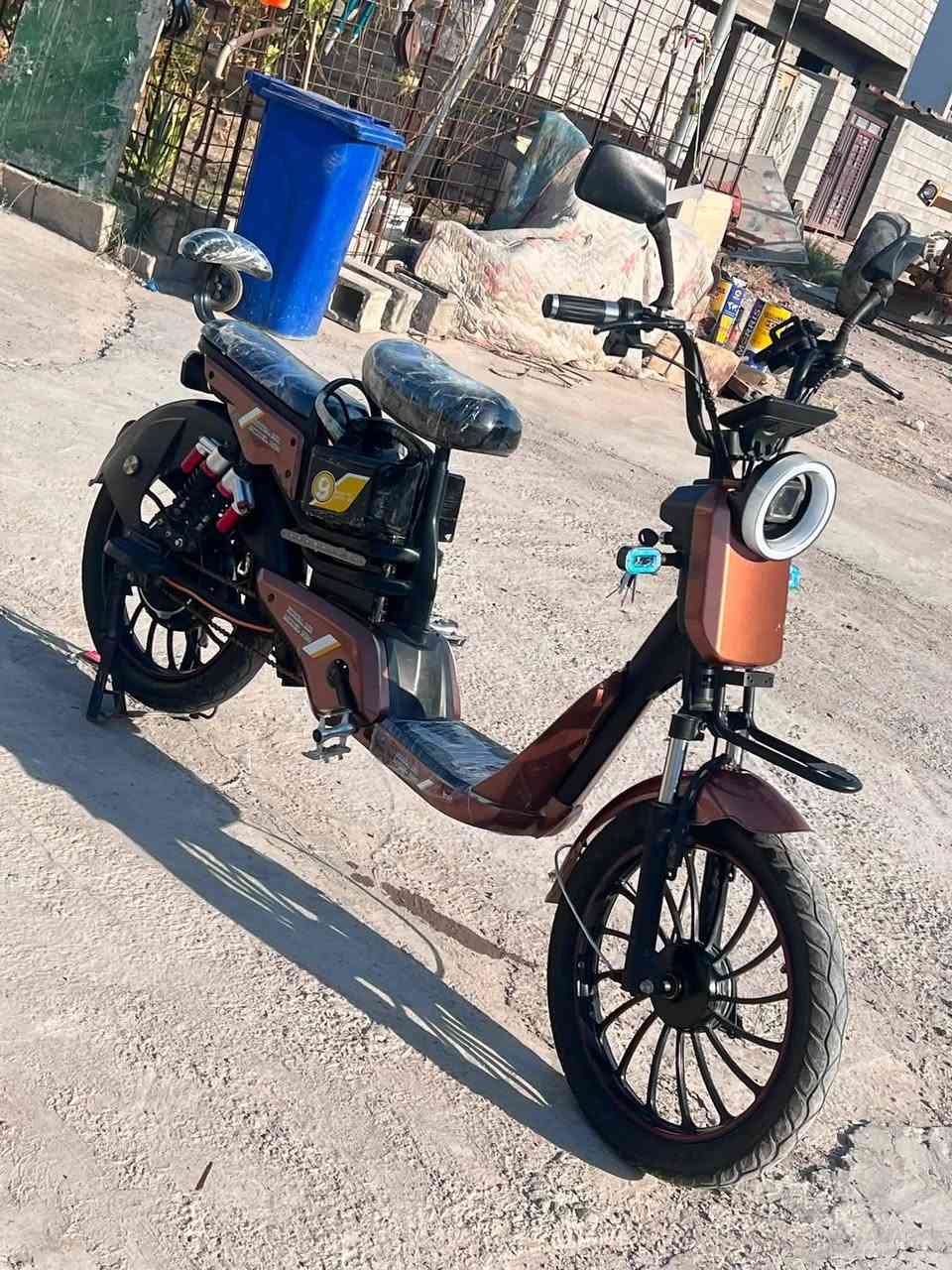 دراجة شحن البيع موديل ٢٤ أربع بطاريات 🔋 على فحص يعني تجي تفحص يلة تأخذ السعر ٢٧٠ وبي مجال العنوان ديالى بعقوبة التحرير يم ماريا مول الاتصال ***********
