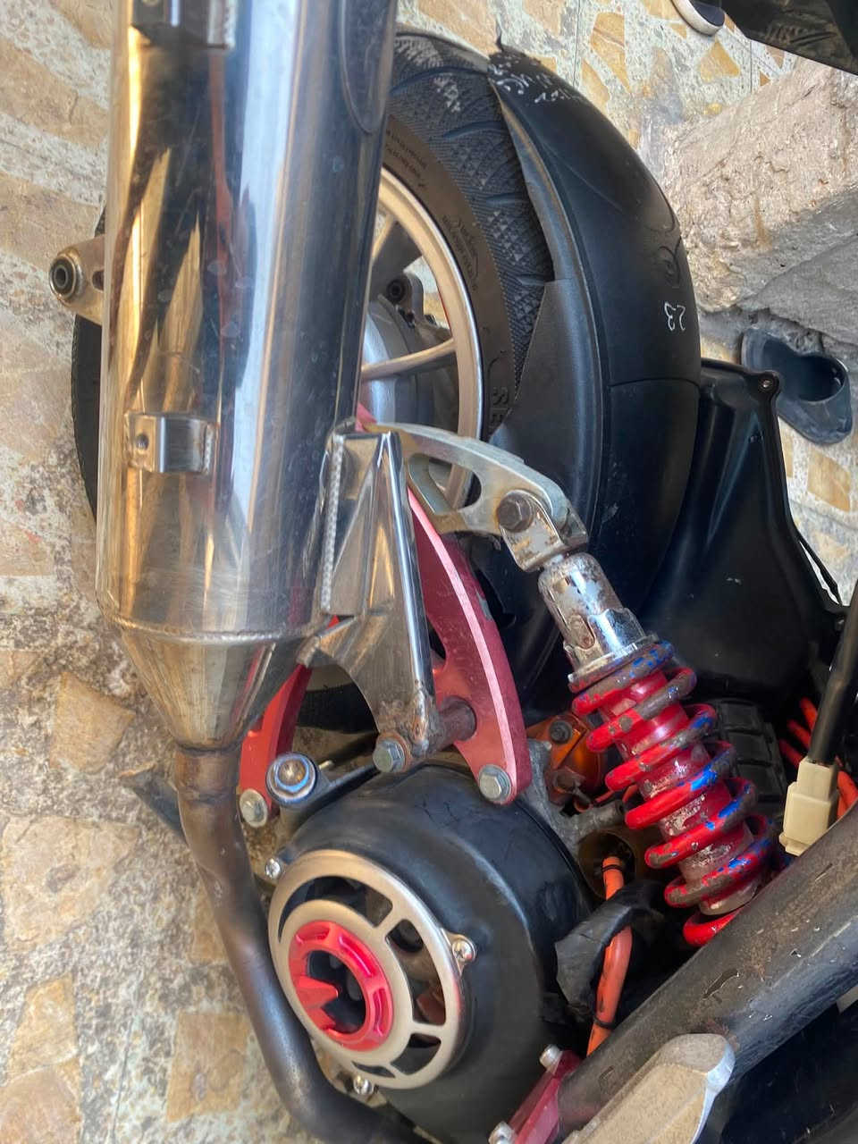 السلام عليكم سكنس جبلي للبيع الدراجة رياضي بيهةويل كب وبيعة هاوزن وبيهة صالنصة بيهة بكلايت رياضي وكشن وفراك وقطرة اكسل ودهن رياضي كلجات رياضي قبق بانزين رياضي وقبق جوزة ستيرن رياضي ستان رياضي تايرات تخم جلاتين السعر ١٢٥٠ وبيهة مجال بسيط المكان الغزالية شارع المركز الرقم ***********
