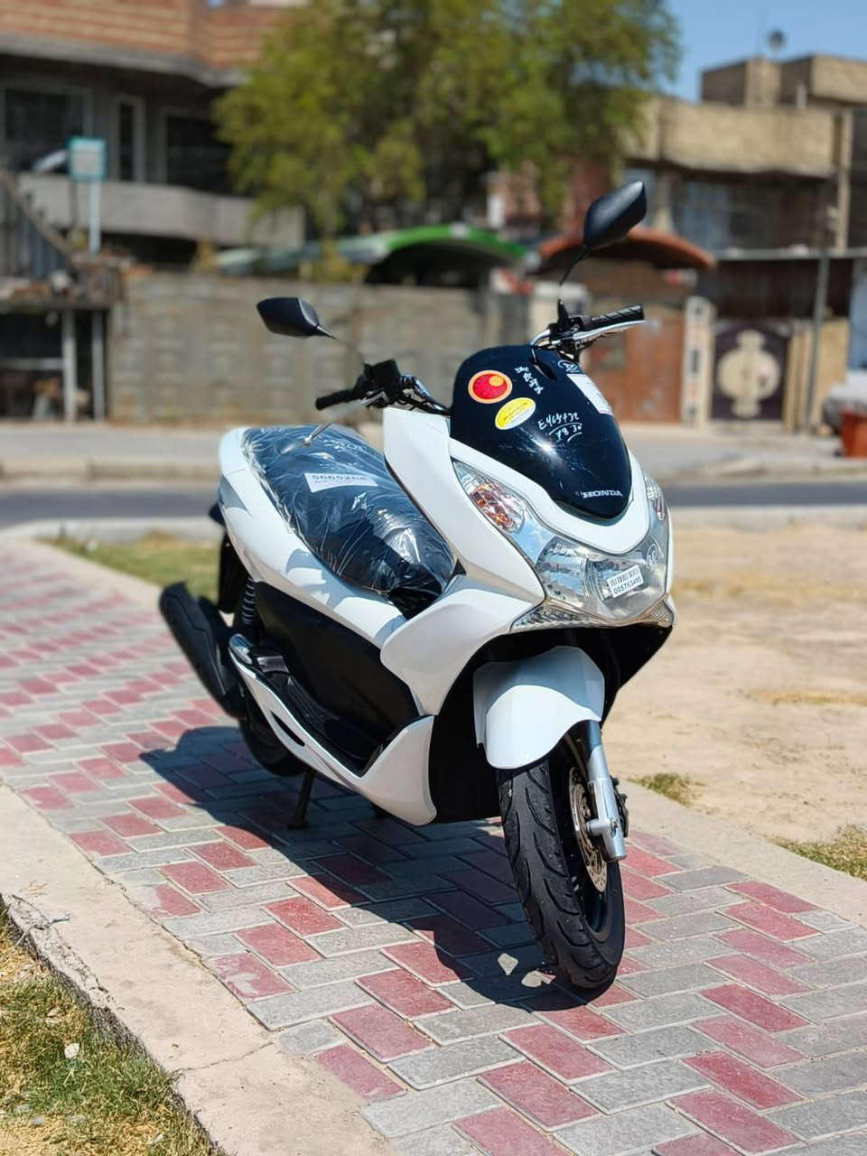 سلام عليكم....
دراجة (PSX)...(جيل الاول)  
🛵للبيع  
دراجة شلعه معدل كهربائيات كلهه شغاله 
دراجة جديده  بلادية
أي نقص مابيهة
جيب فيتر وتعال افحص
العنوان بغداد مدينه الصدر قرب مطعم ليمونة🍋 الاستفسار الاتصال على الرقم 📞 ***********
